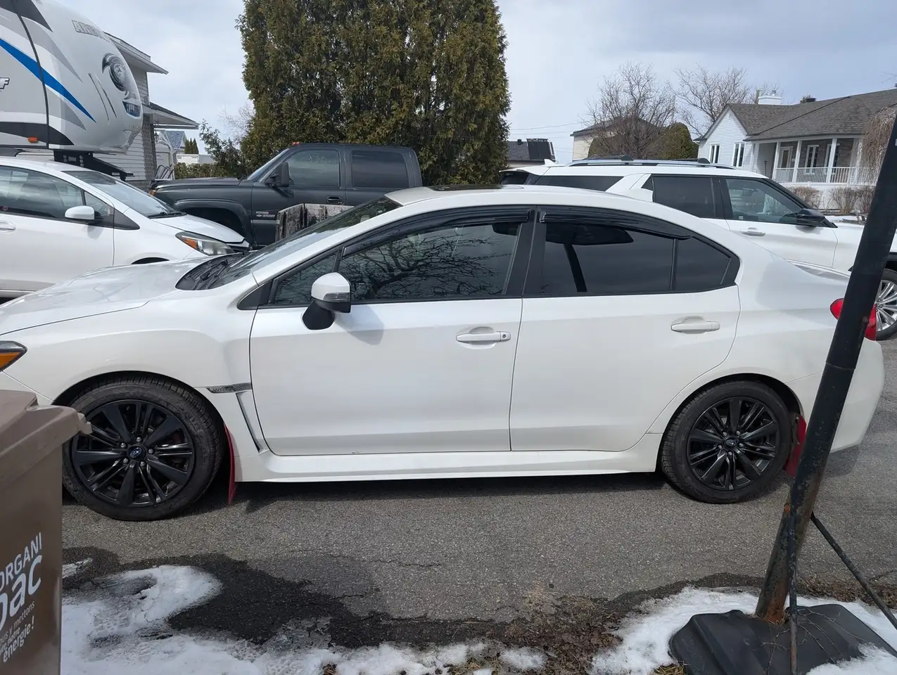 Subaru WRX снимка Subaru WRX