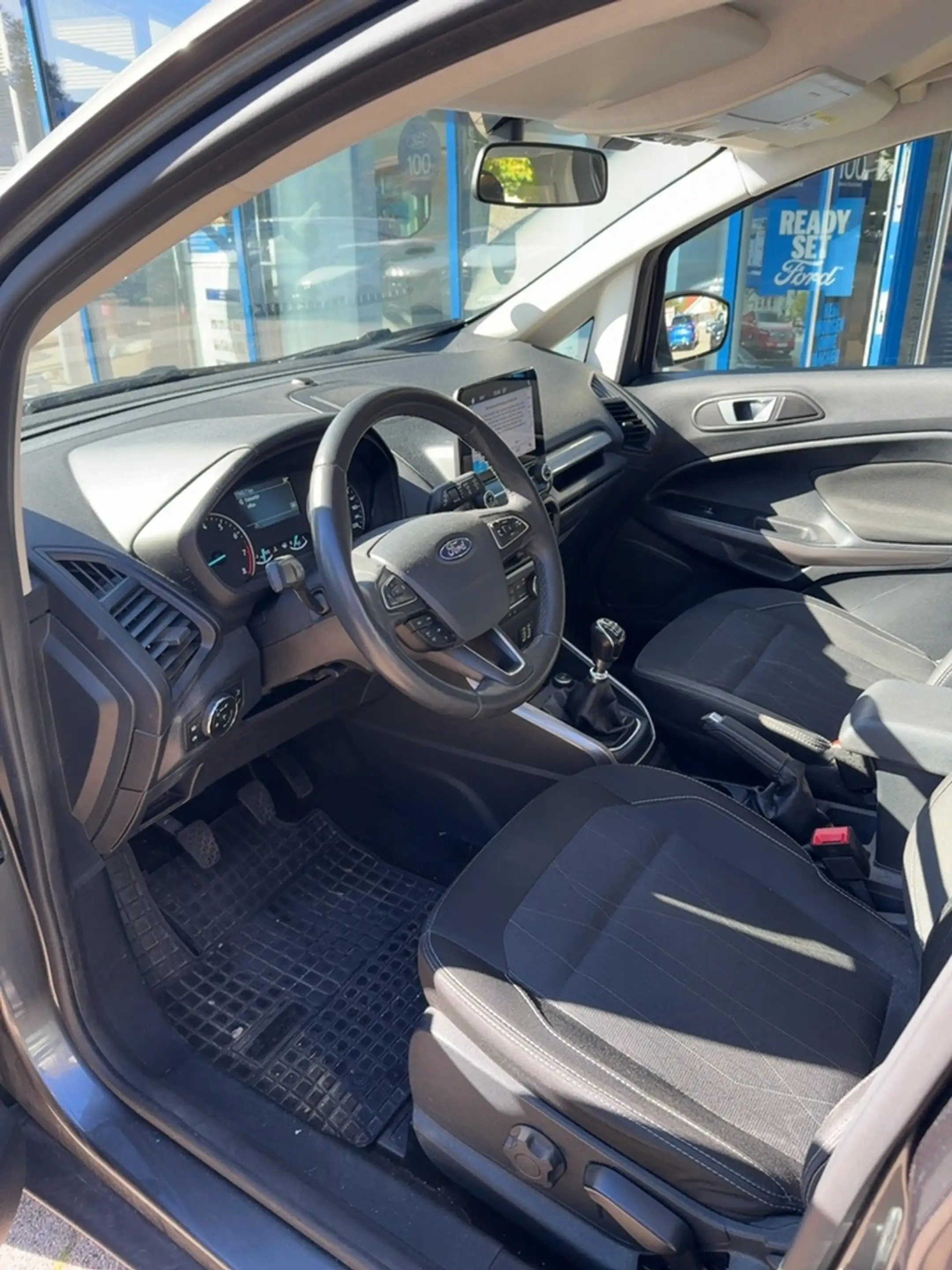 Ford EcoSport Cool — photo 5