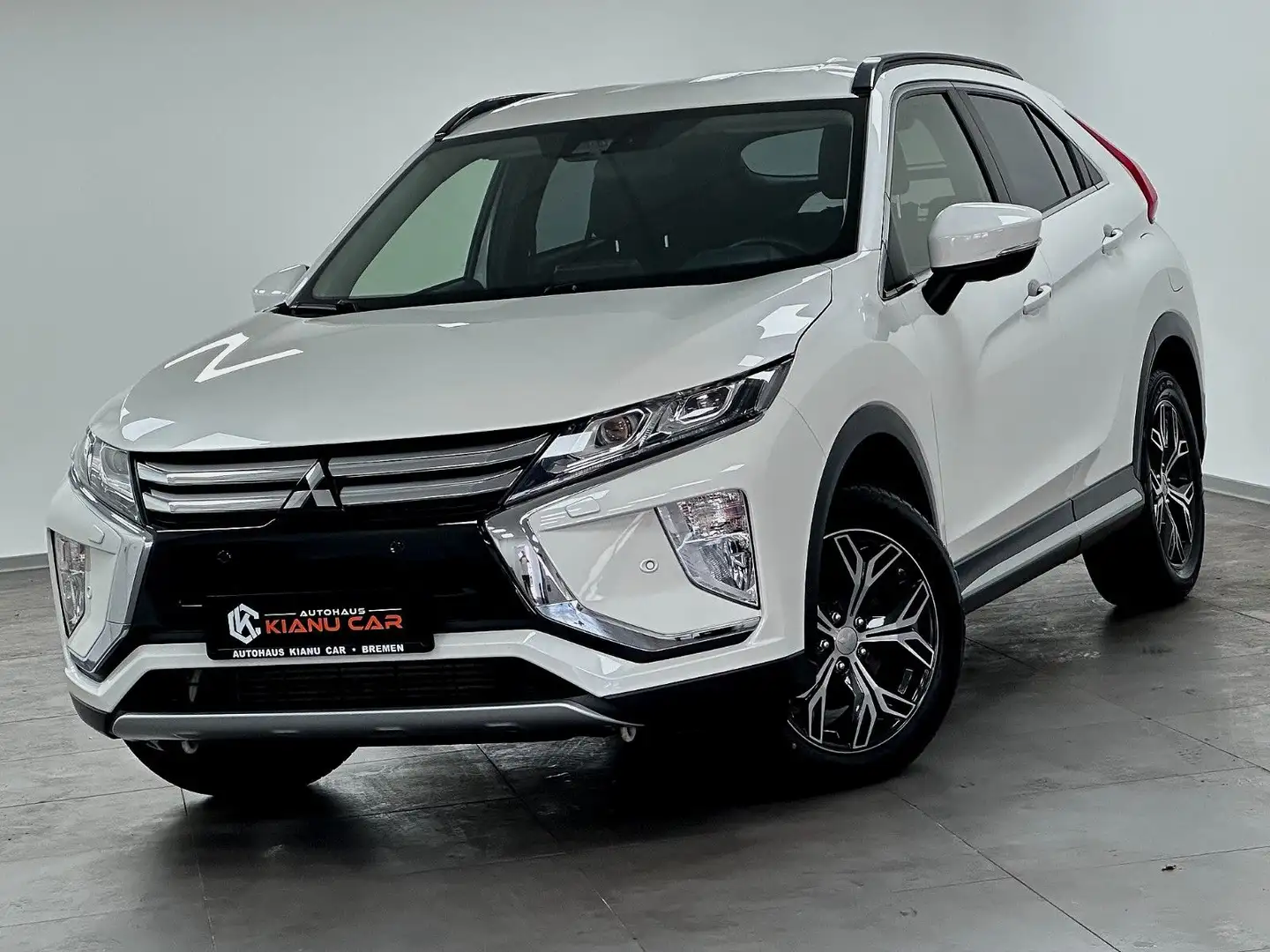 Mitsubishi Eclipse Cross Edition 2WD.AHK.PDC.KAM.HEAD-UP Weiß - 1