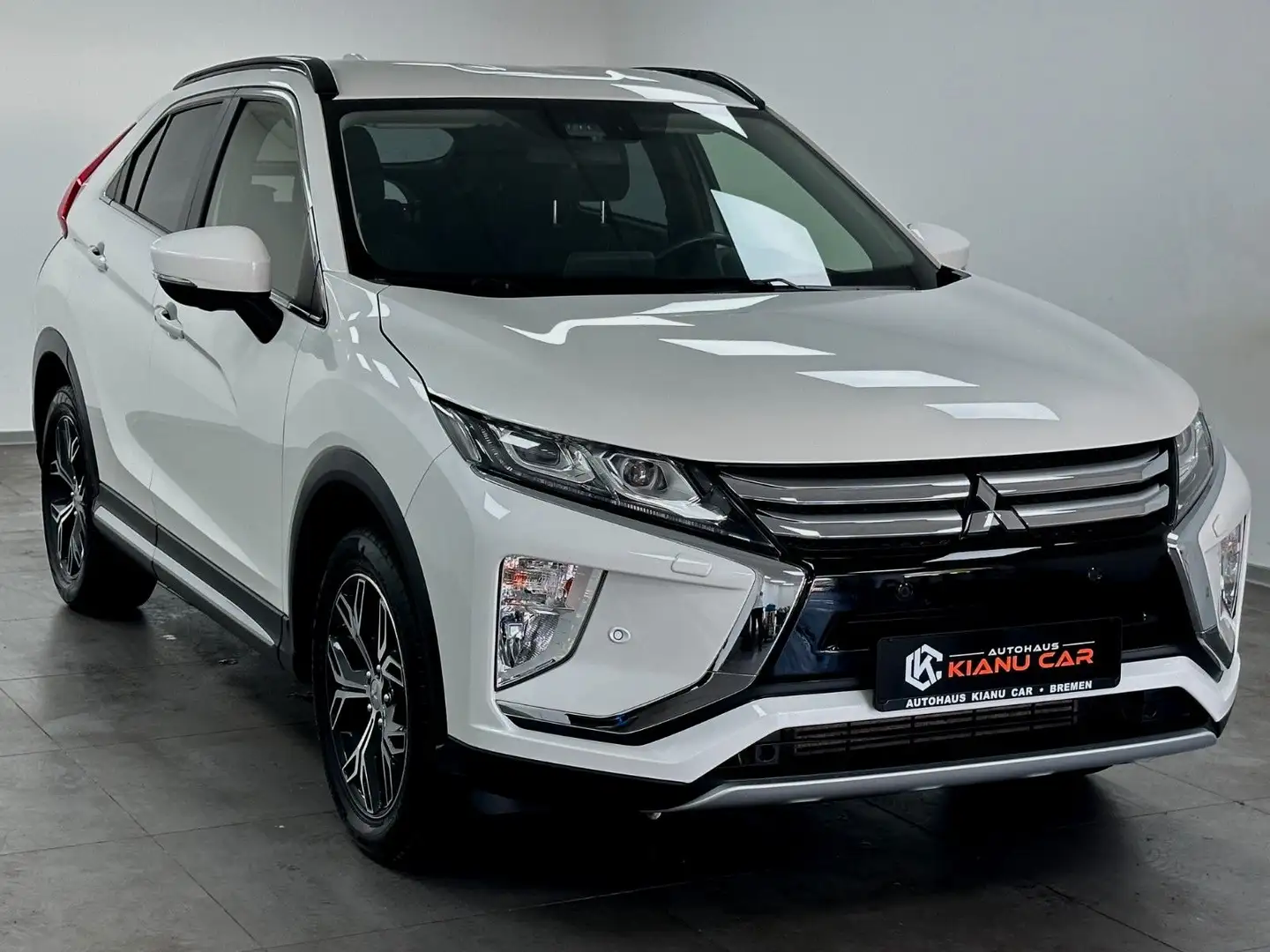 Mitsubishi Eclipse Cross Edition 2WD.AHK.PDC.KAM.HEAD-UP Weiß - 2