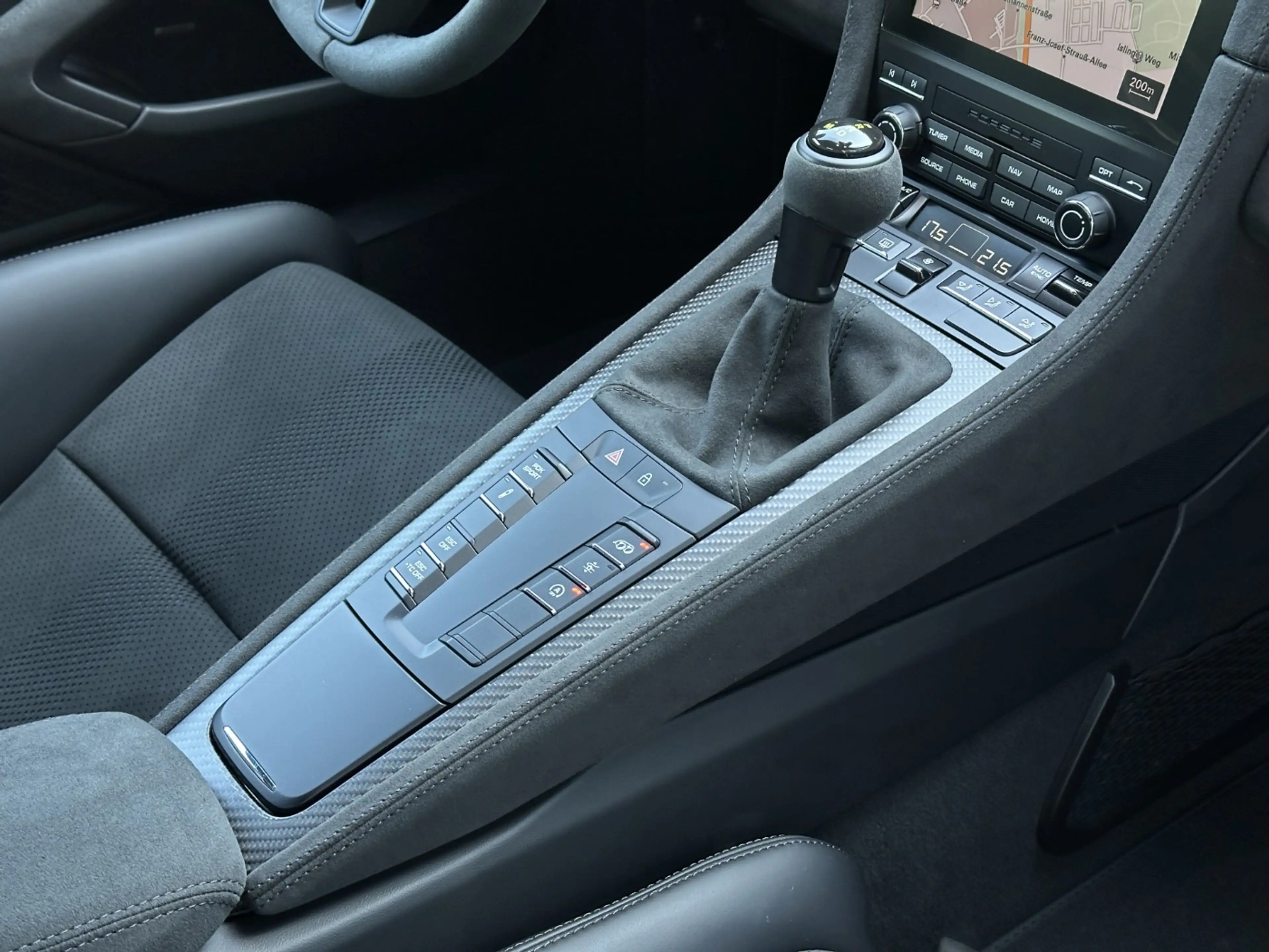 Porsche Boxster Spyder RS 718 Liftsystem Weissach Paket — photo 10