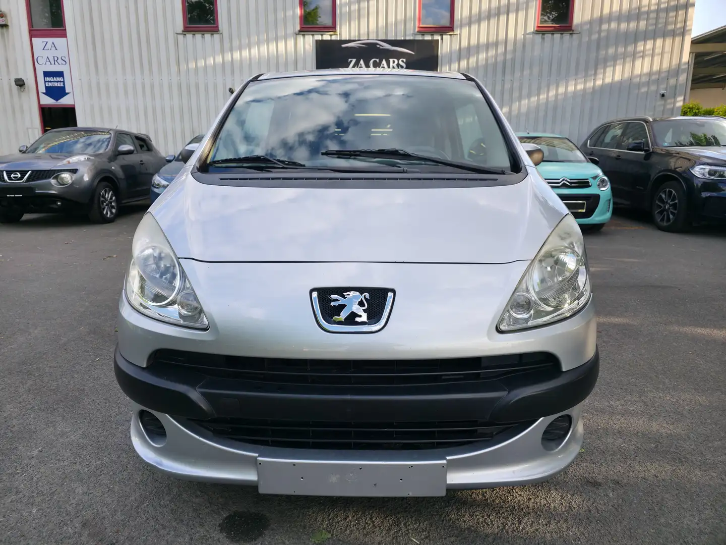 Peugeot 1007 1.4i Urban Gri - 2