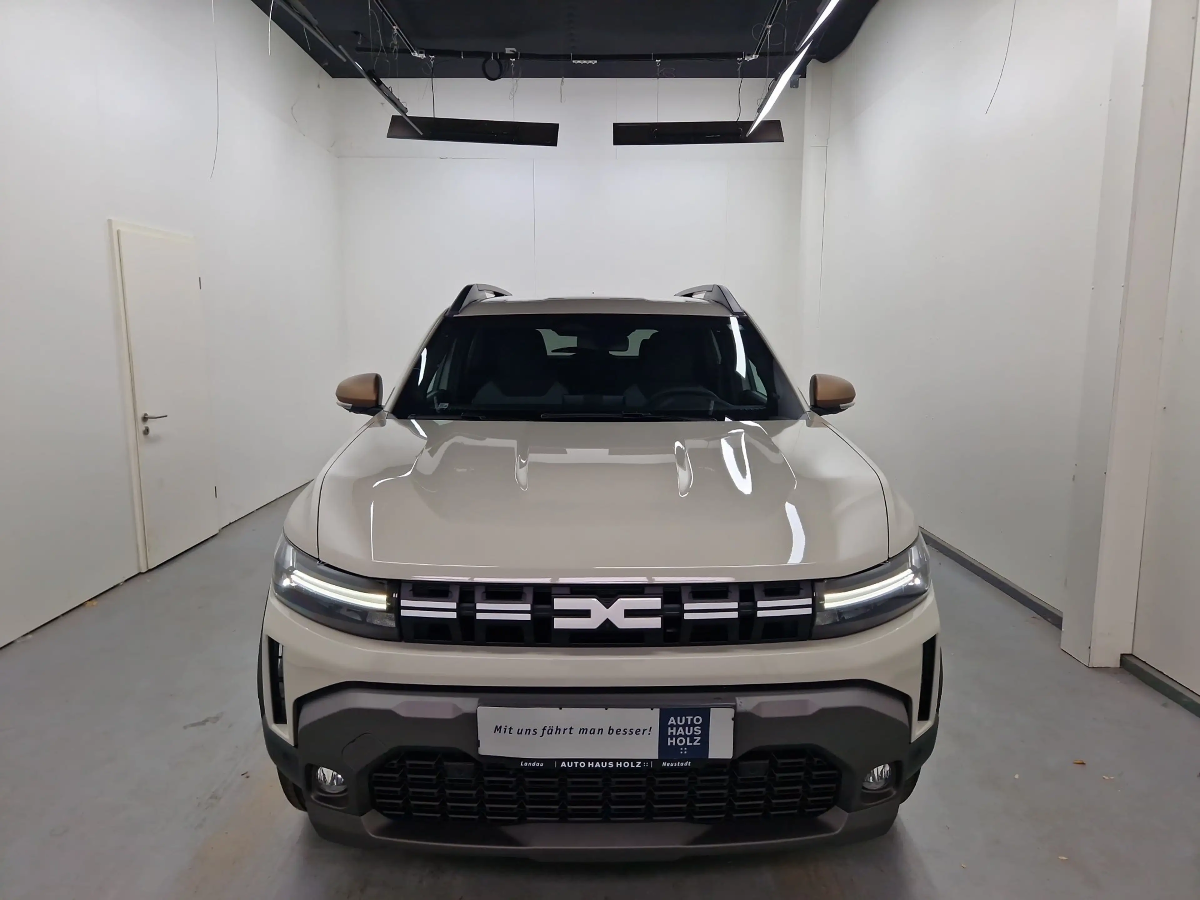 Dacia Duster Extreme Hybrid 155 Technik City — photo 6