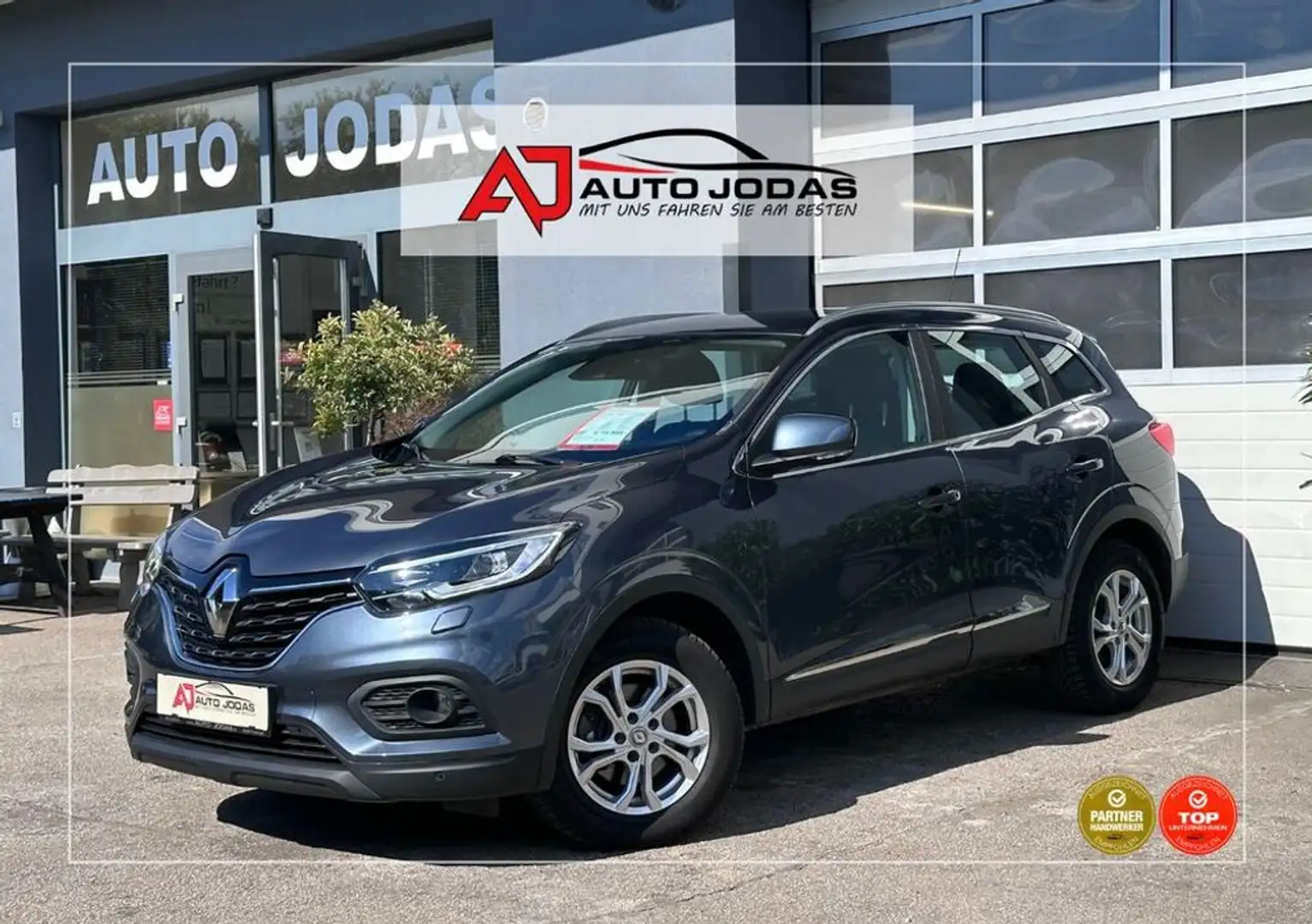 Renault Kadjar TCe 140 EDC Zen **Keyless/Navigation** Grijs - 1