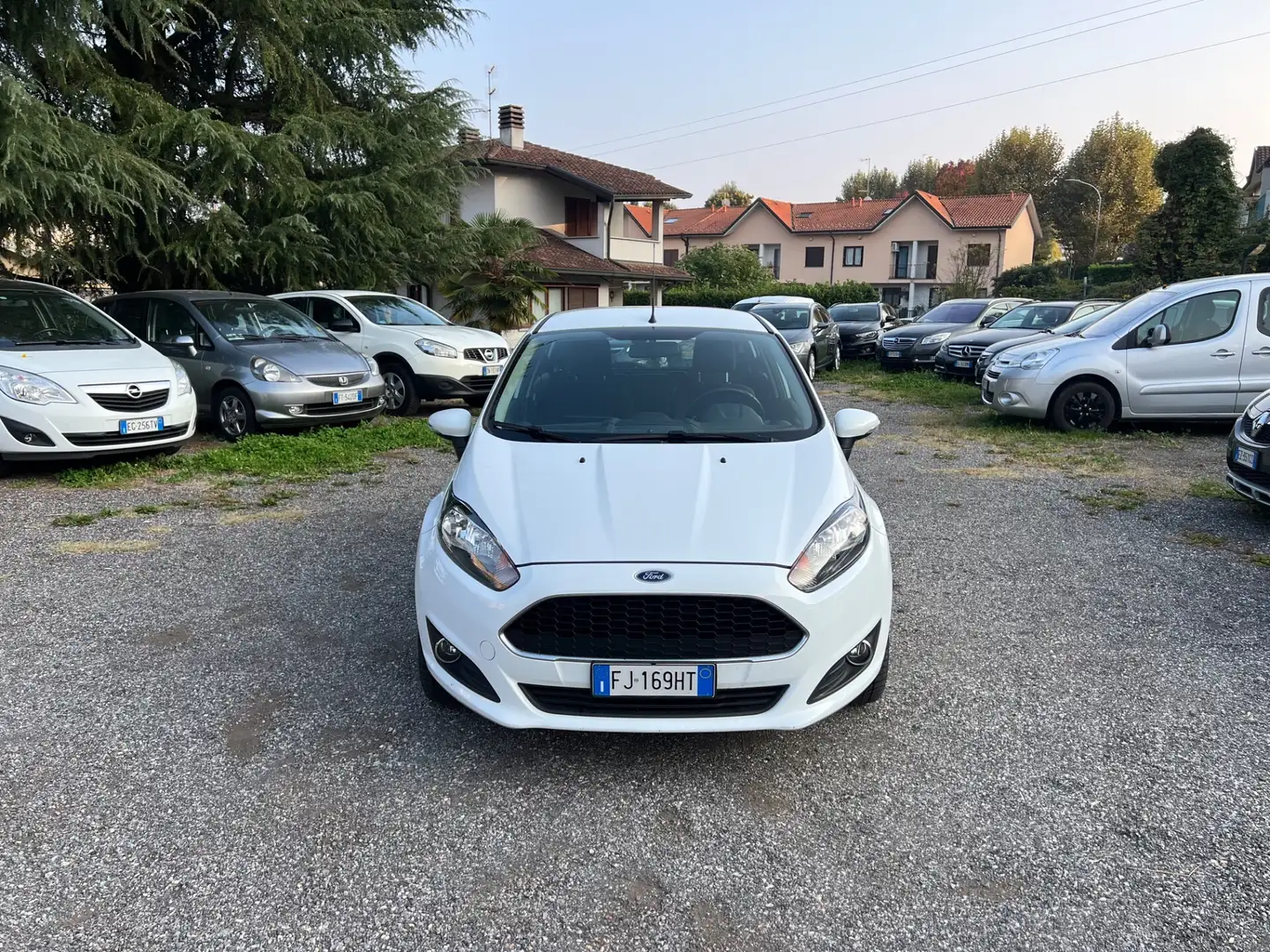 Ford Fiesta Fiesta 1.4 5 porte Bz.- GPL Business*NEOPATENTATI Weiß - 2