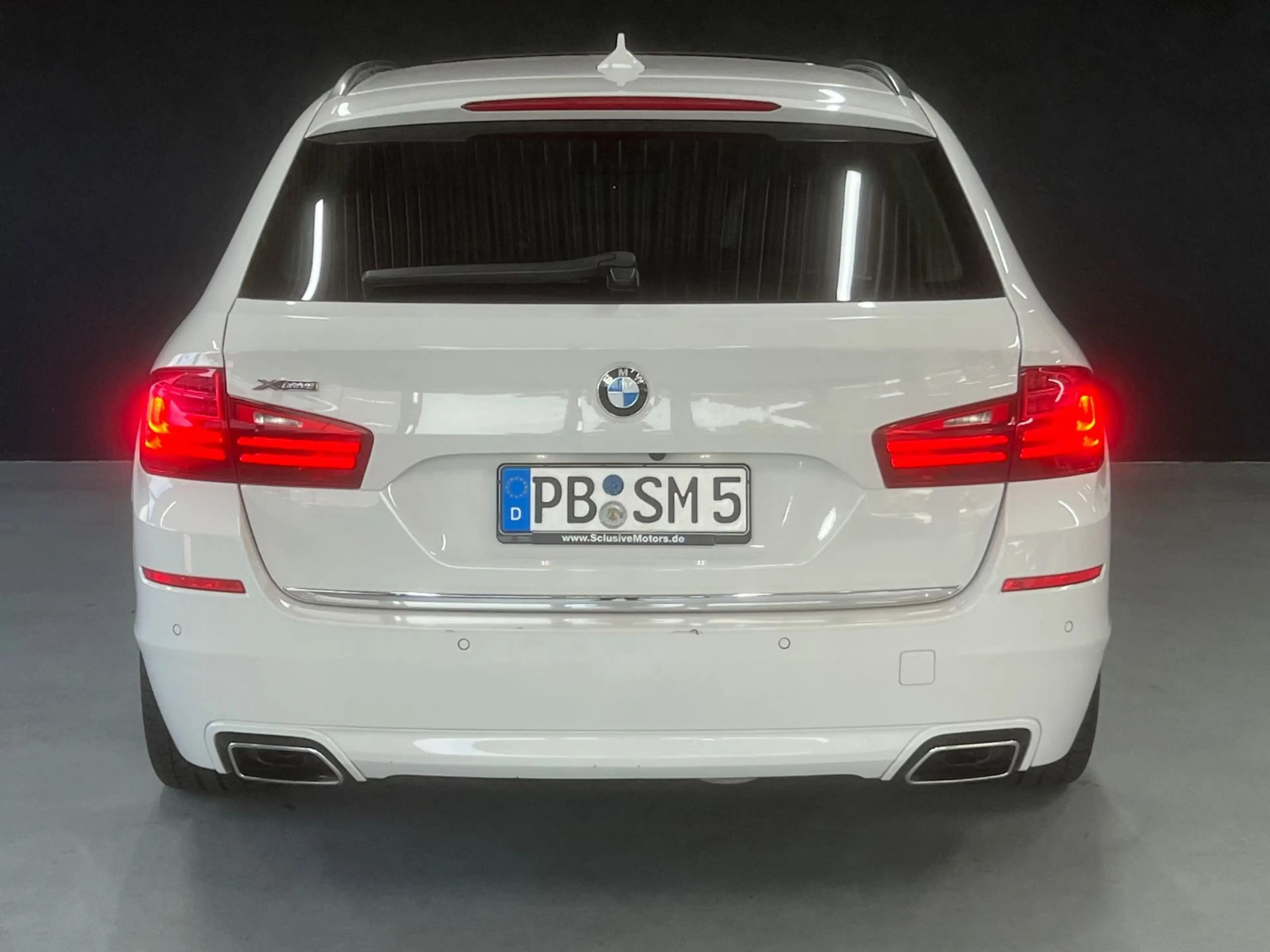 BMW 535 d xDrive Pano HUD H&K 360° AHK Softclose LED — photo 6