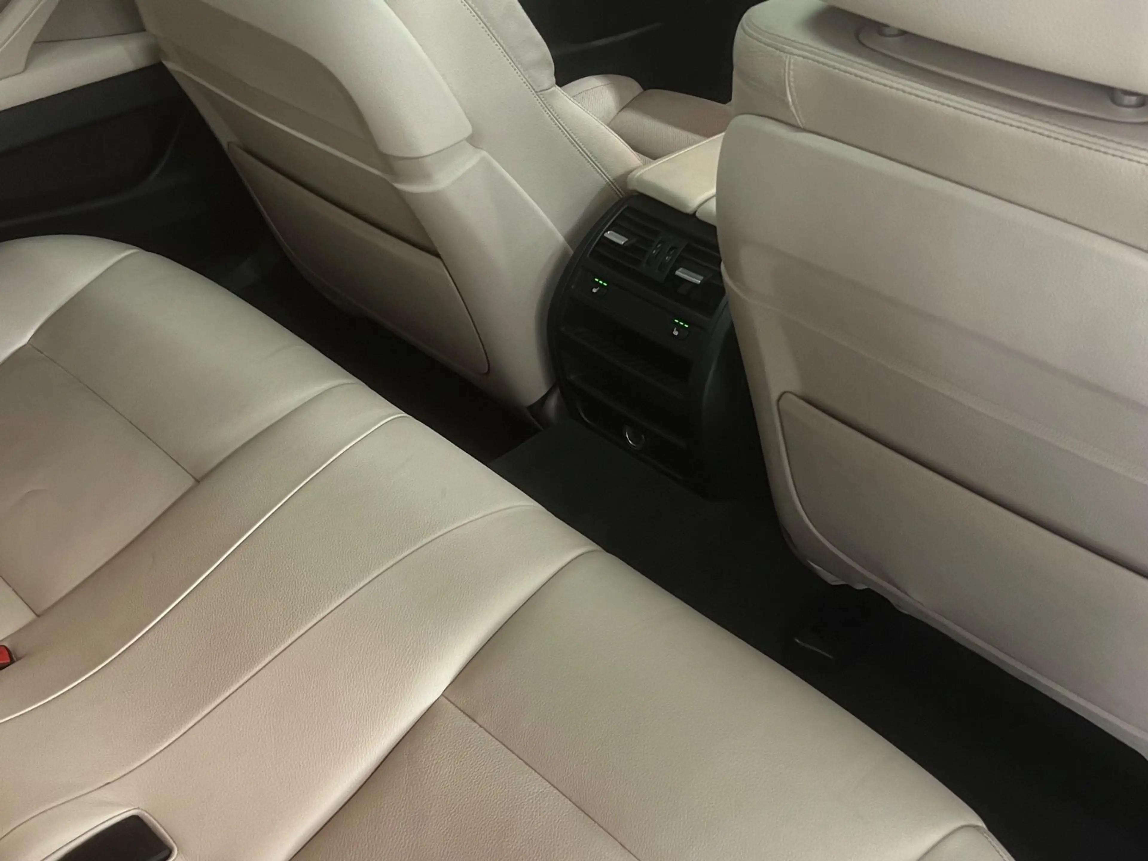 BMW 535 d xDrive Pano HUD H&K 360° AHK Softclose LED — photo 13