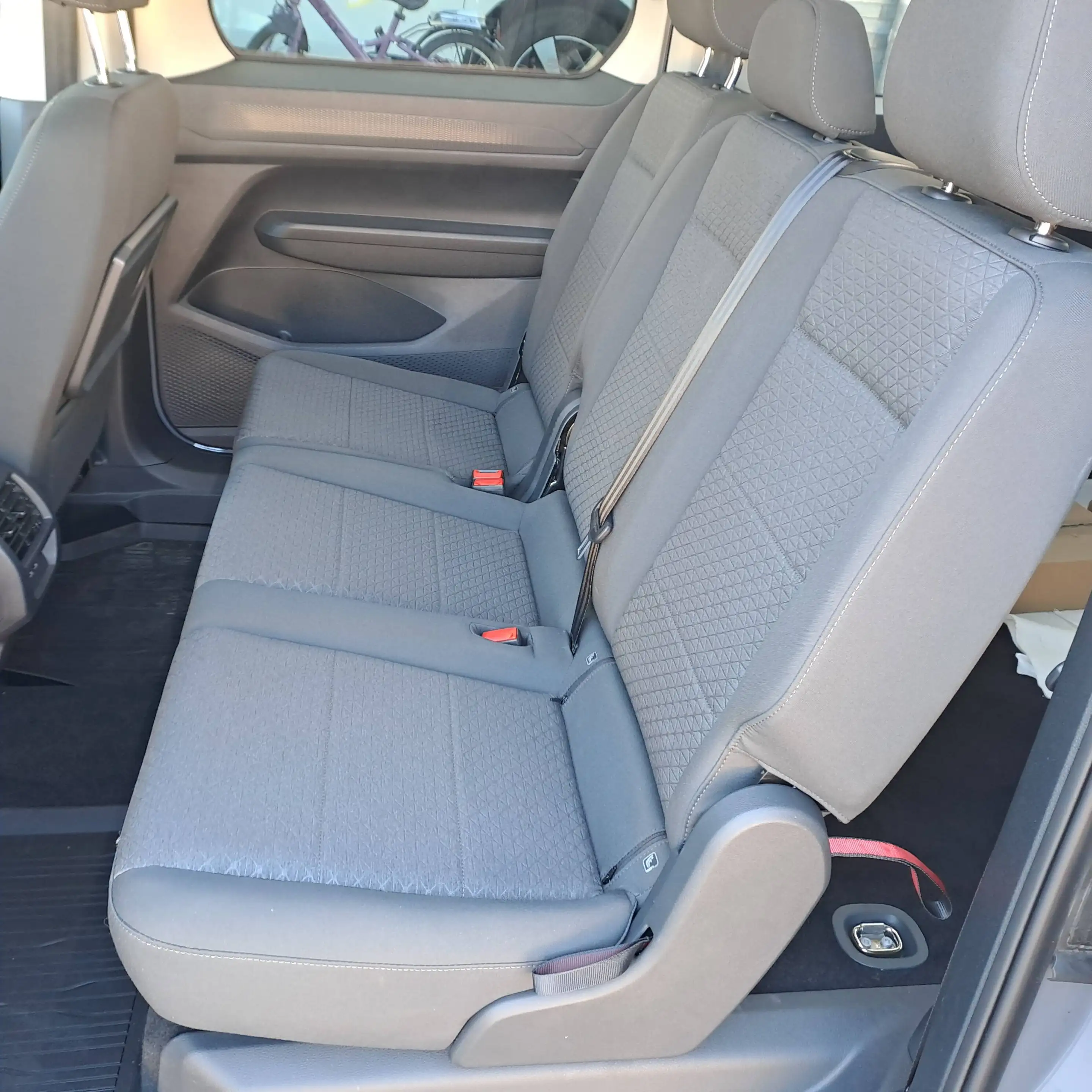 Ford Tourneo Connect Titanium L2H1 — photo 5