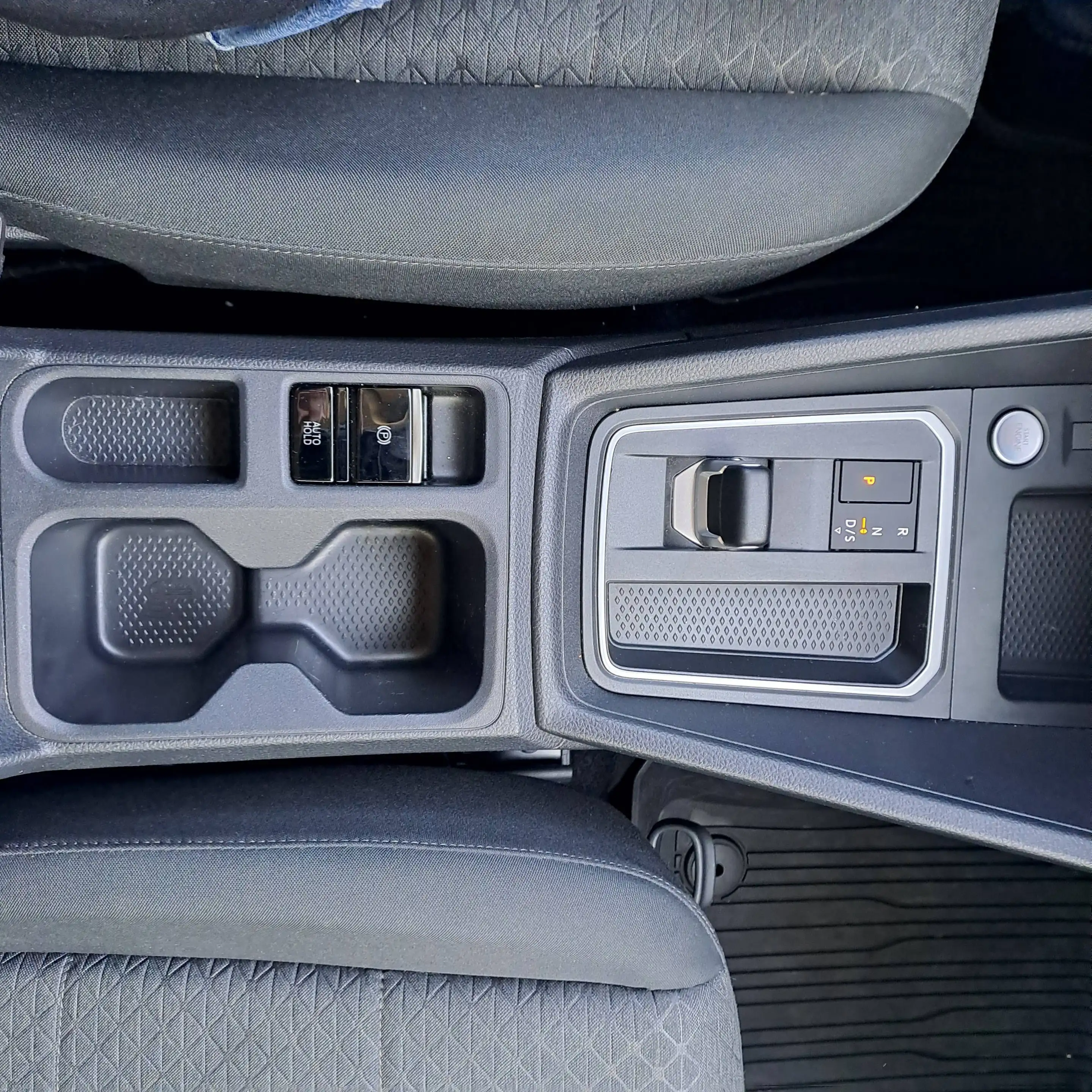 Ford Tourneo Connect Titanium L2H1 — photo 6