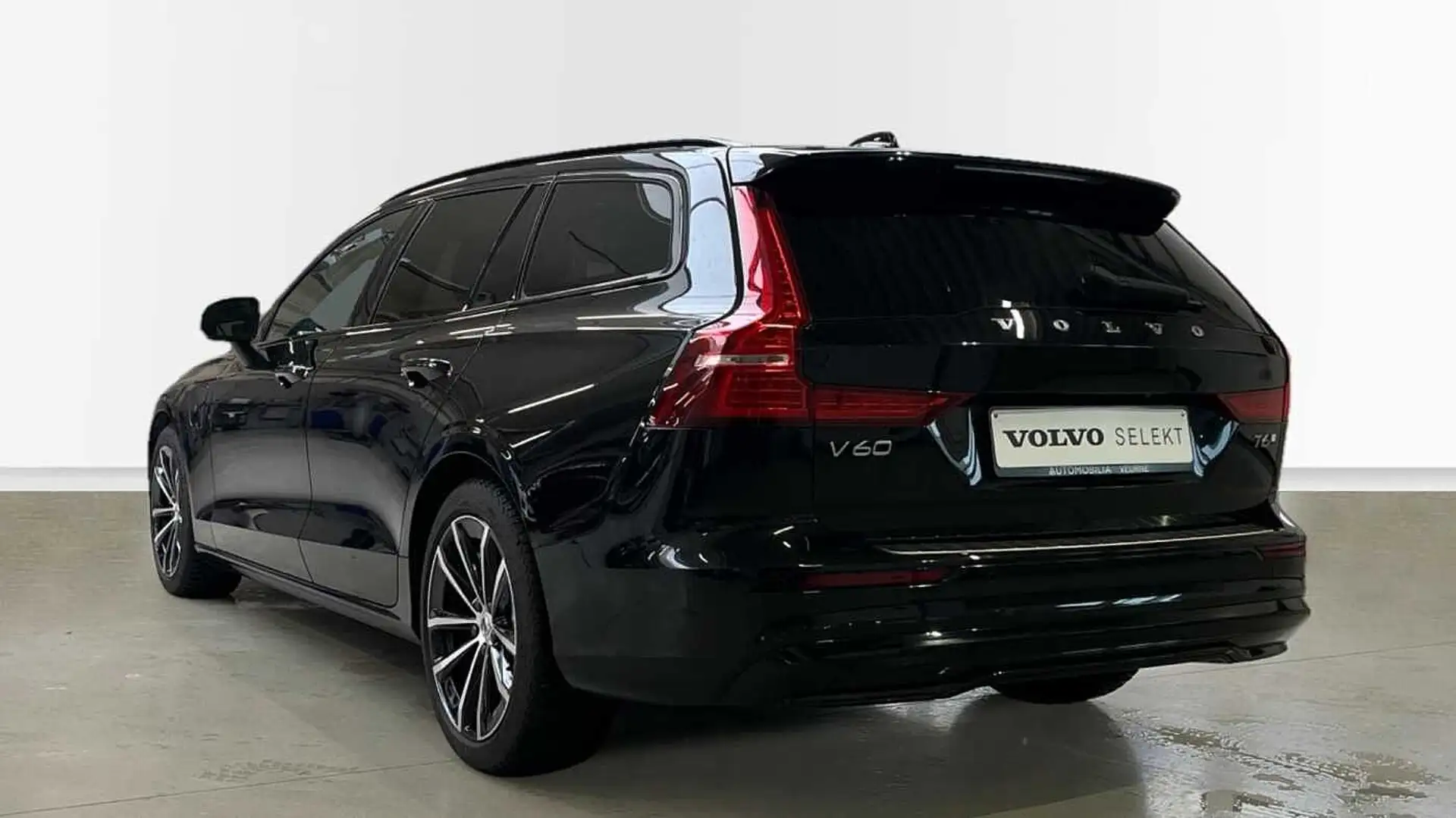 Volvo V60 Ultra Dark T6 Hybride | Alarm | Pano dak | Head-up Noir - 2