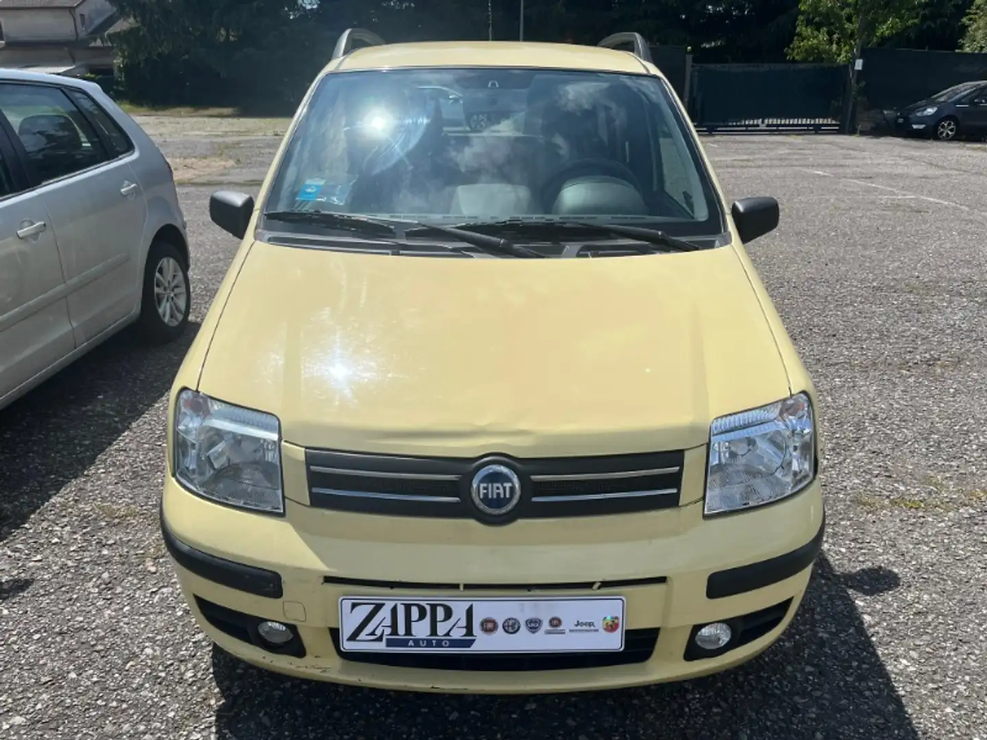 Fiat Panda 1.2 Dynamic Jaune - 2