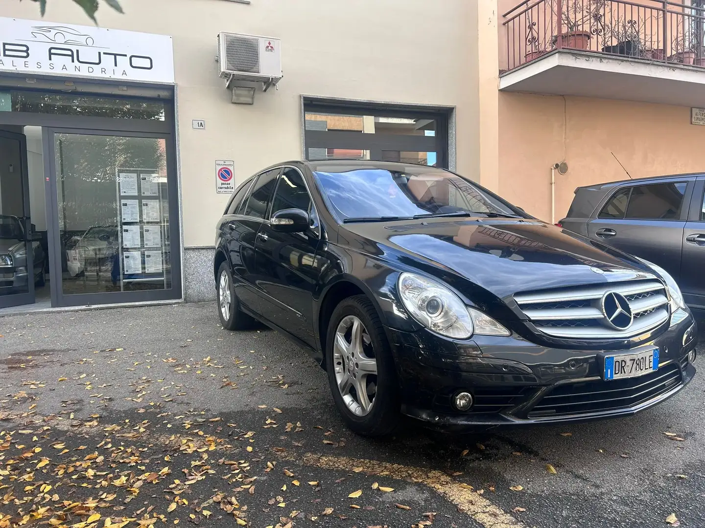 Mercedes-Benz R 320 Classe R 320 CDI 7 POSTI Schwarz - 2