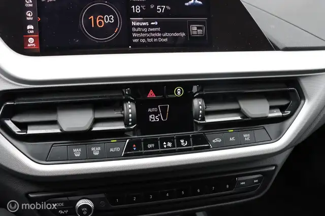 BMW 1 Series view 12