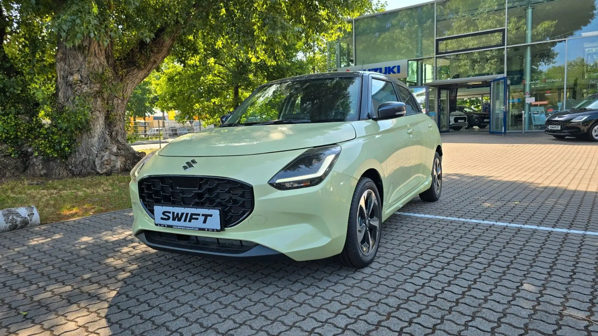 Suzuki Swift 1.2 Comfort+ Hybrid  CVT Jaune - 1