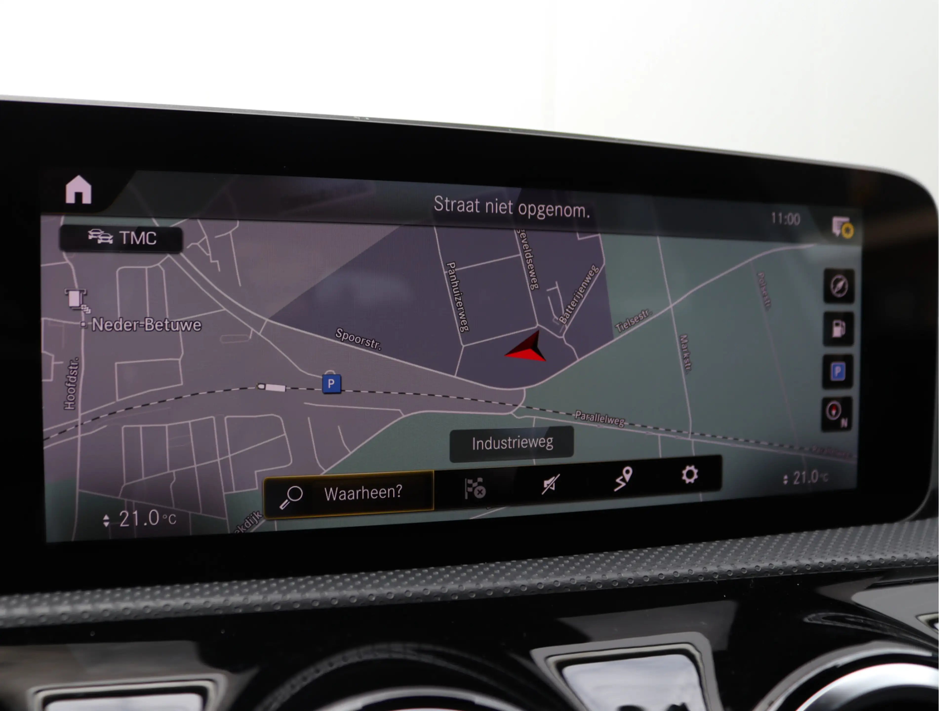 Mercedes-Benz A 220 Launch Edition | Widescreen | Camera | Org. NL — photo 37