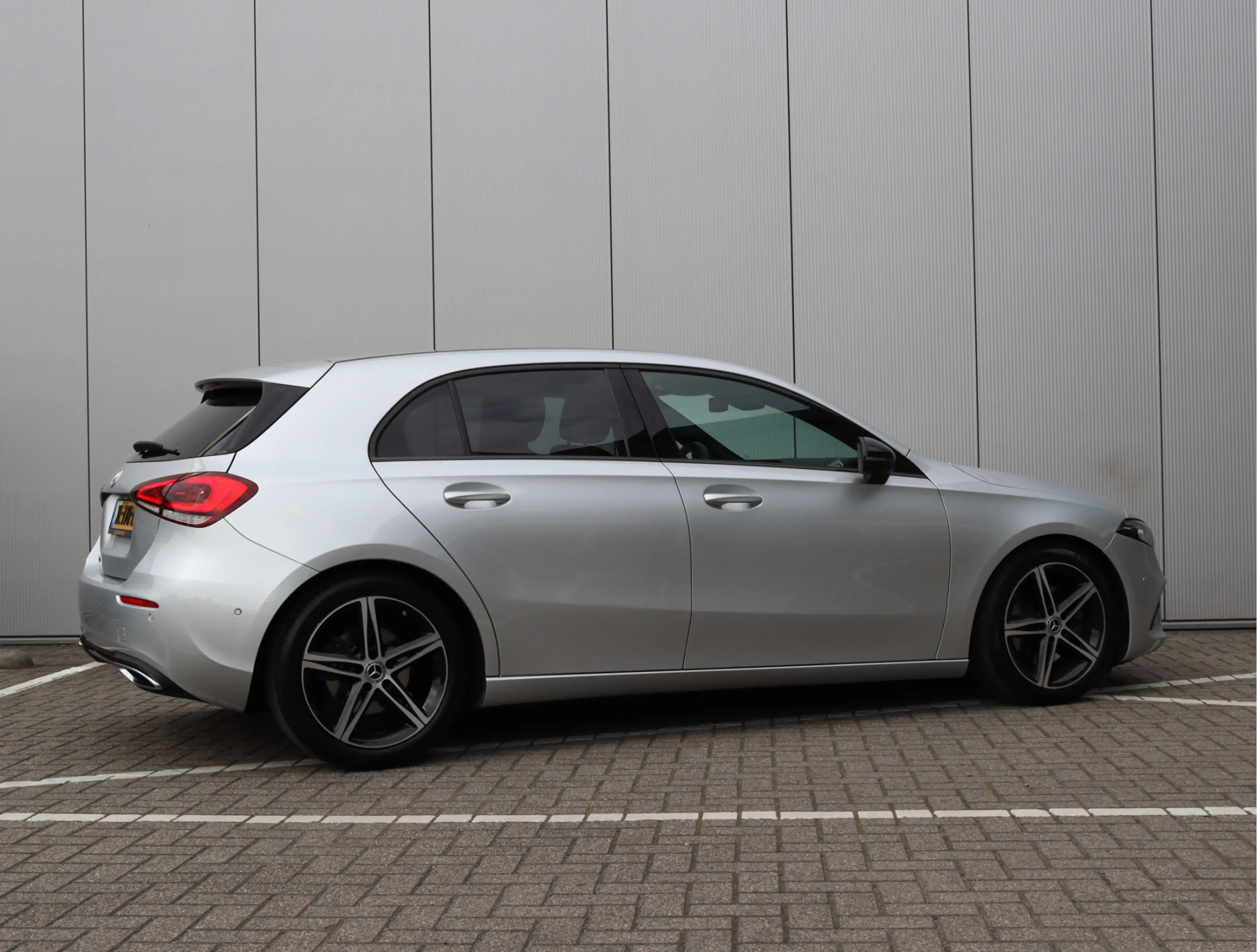 Mercedes-Benz A 220 Launch Edition | Widescreen | Camera | Org. NL — photo 5