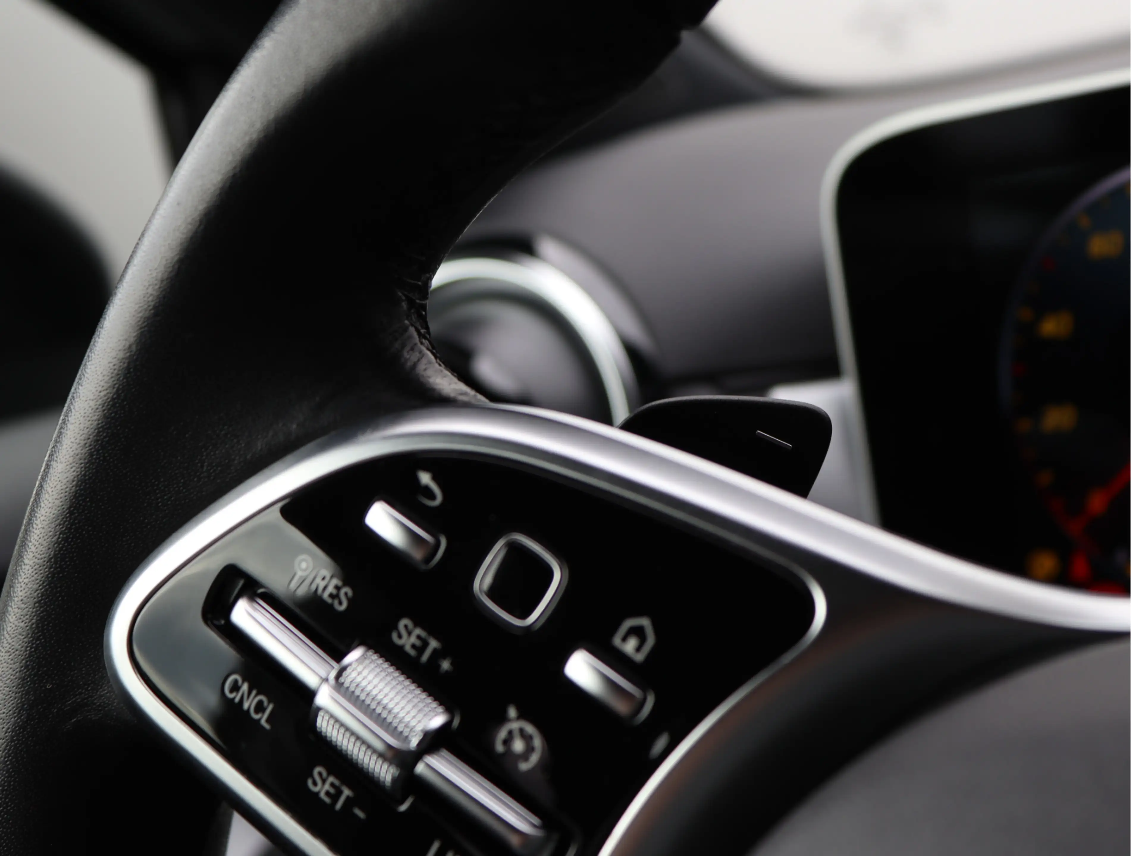 Mercedes-Benz A 220 Launch Edition | Widescreen | Camera | Org. NL — photo 29