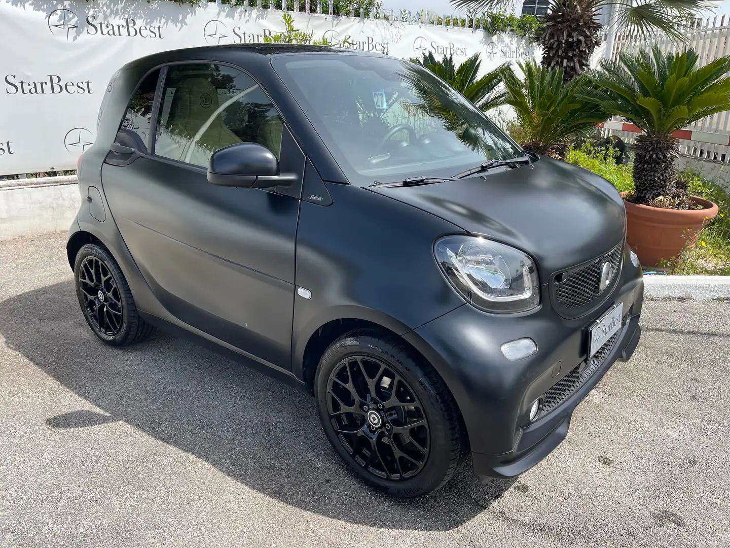 smart forTwo Fortwo 0.9 *limited edition Berlin Black* Schwarz - 2