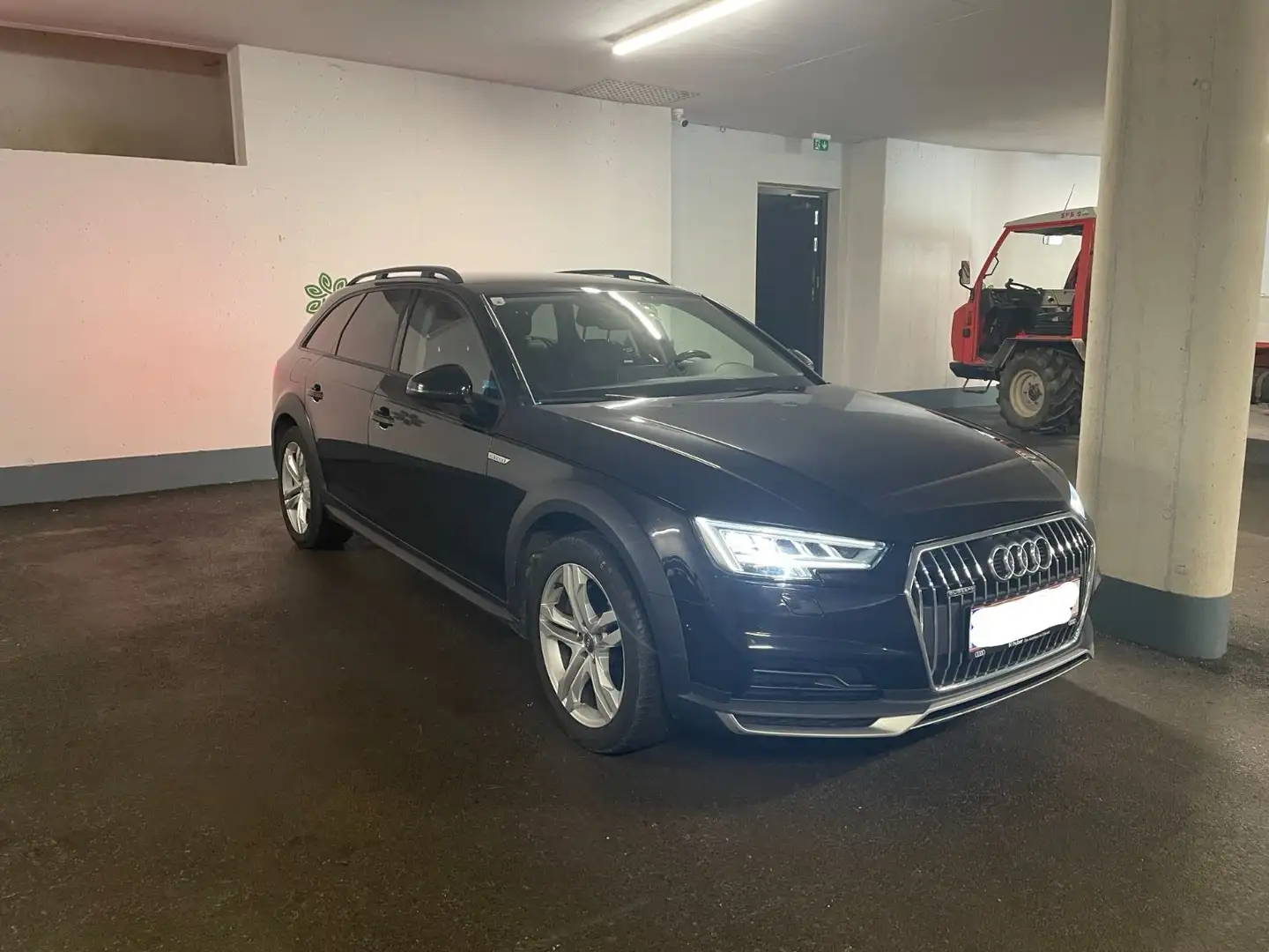 Audi A4 allroad quattro 3,0 TDI S-tronic Schwarz - 1