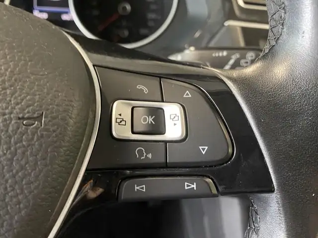 Volkswagen Tiguan view 13