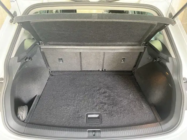 Volkswagen Tiguan view 8