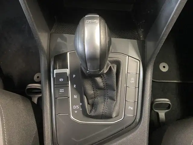 Volkswagen Tiguan view 11