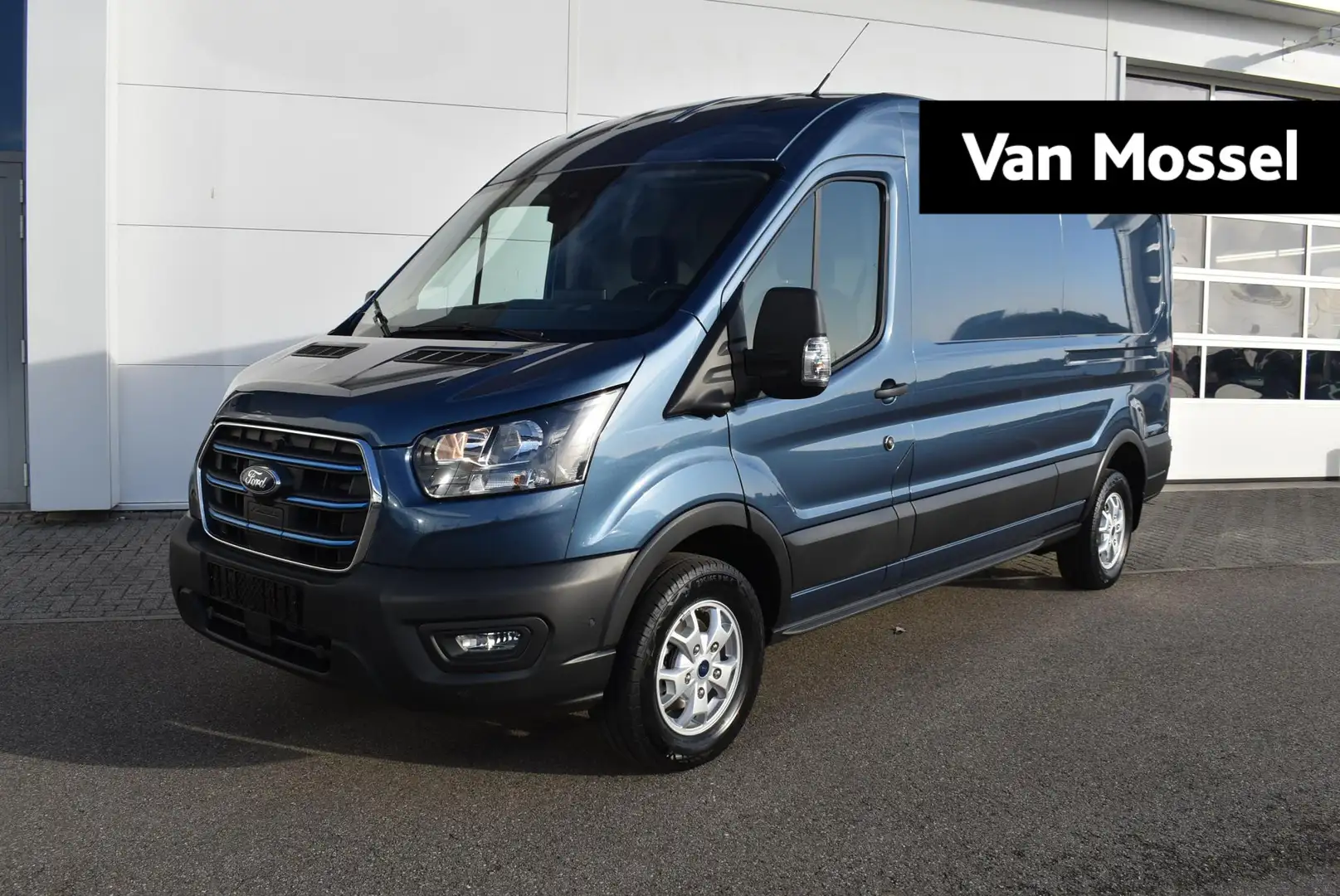 Ford E-Transit 350 68kWh L3H2 Trend | Camera | BLIS | Adaptieve c Blue - 1