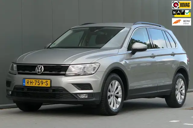 2017 Volkswagen Tiguan in Grey for sale
