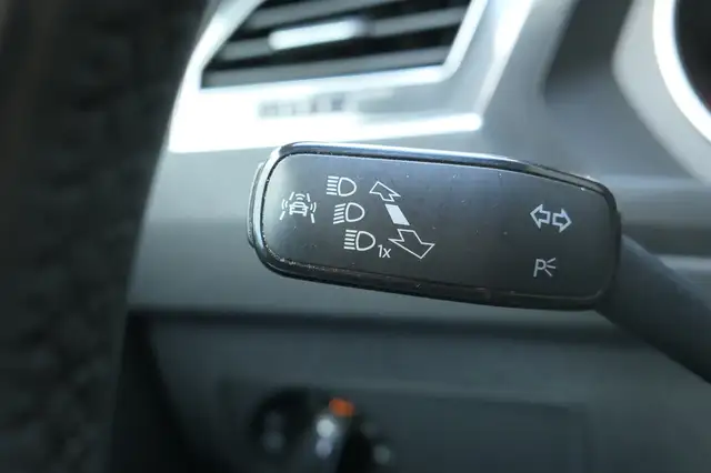 Volkswagen Tiguan view 8
