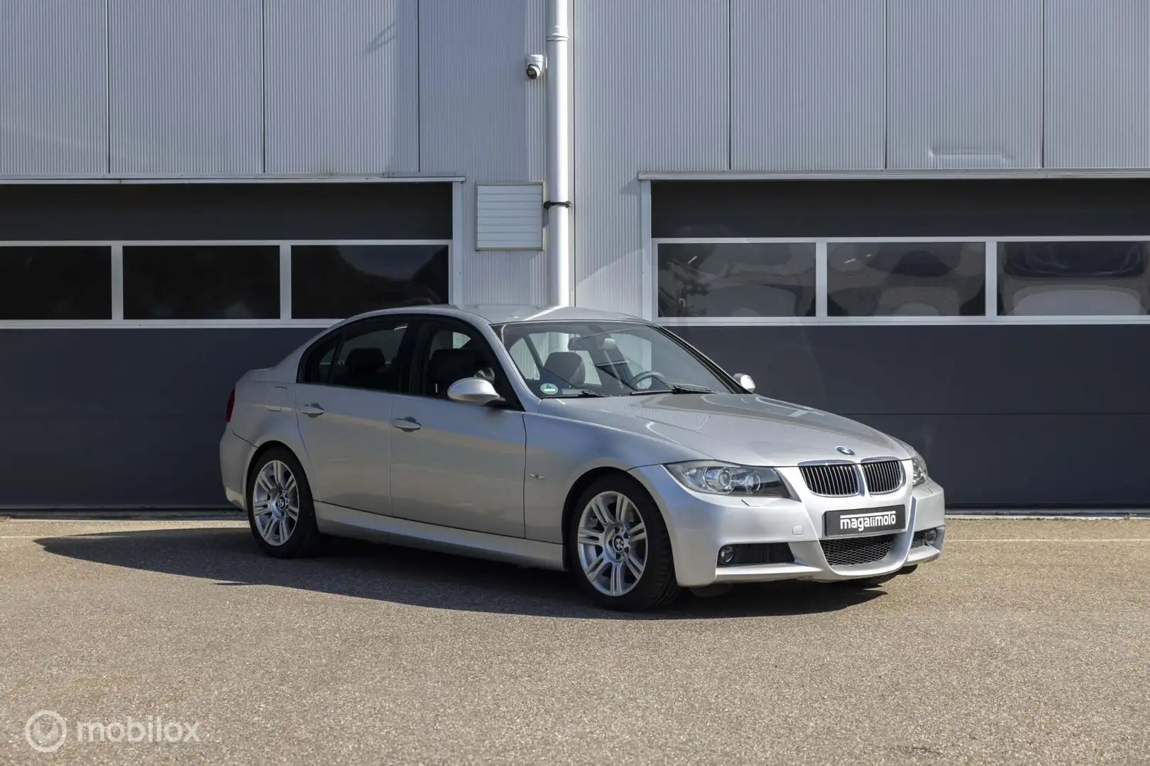 BMW 325 3-serie E90 325i M Sport l Handbak l Uniek l 37.89 Zilver - 1