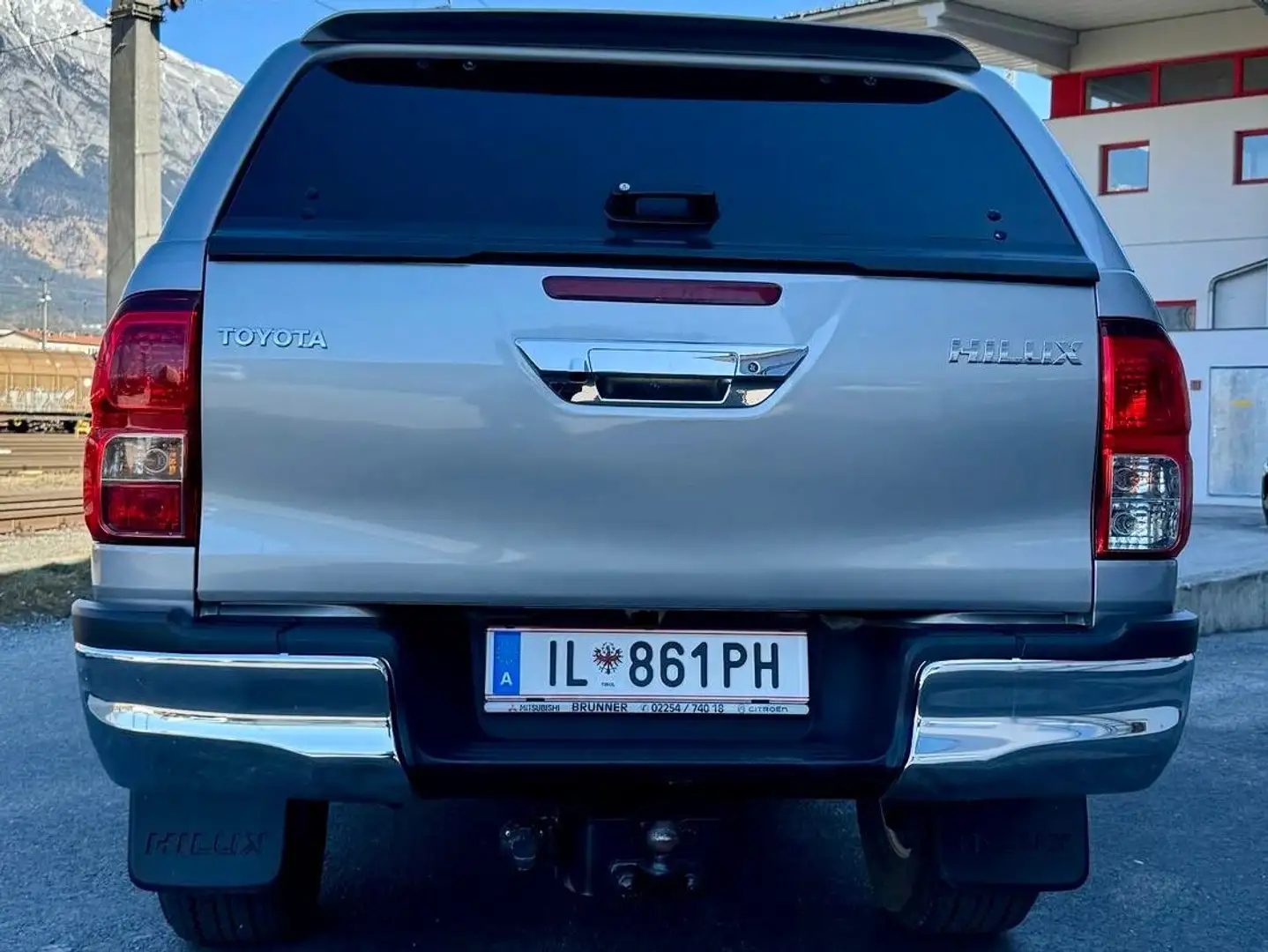 Toyota Hilux Hilux 2,4 D-4D Doppelkabine - 2