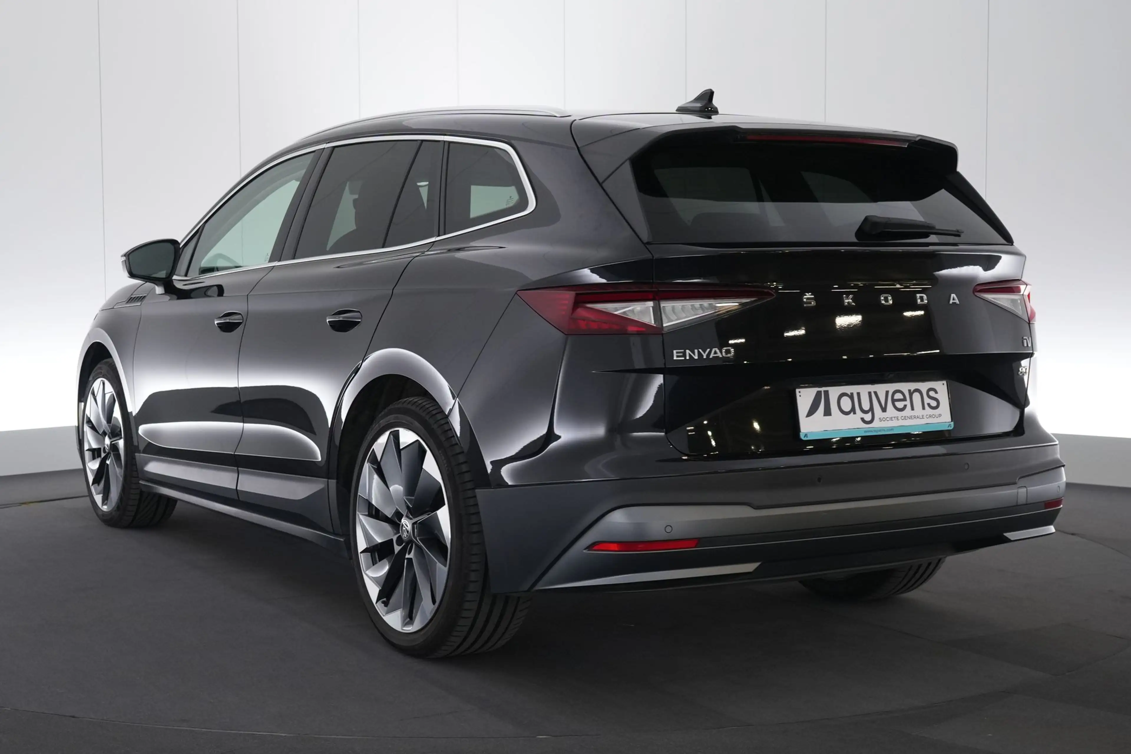 Skoda Enyaq 82 kWh 80 Launch+ LEDER/CUIR LED GPS PDC CAM Keyle — photo 9