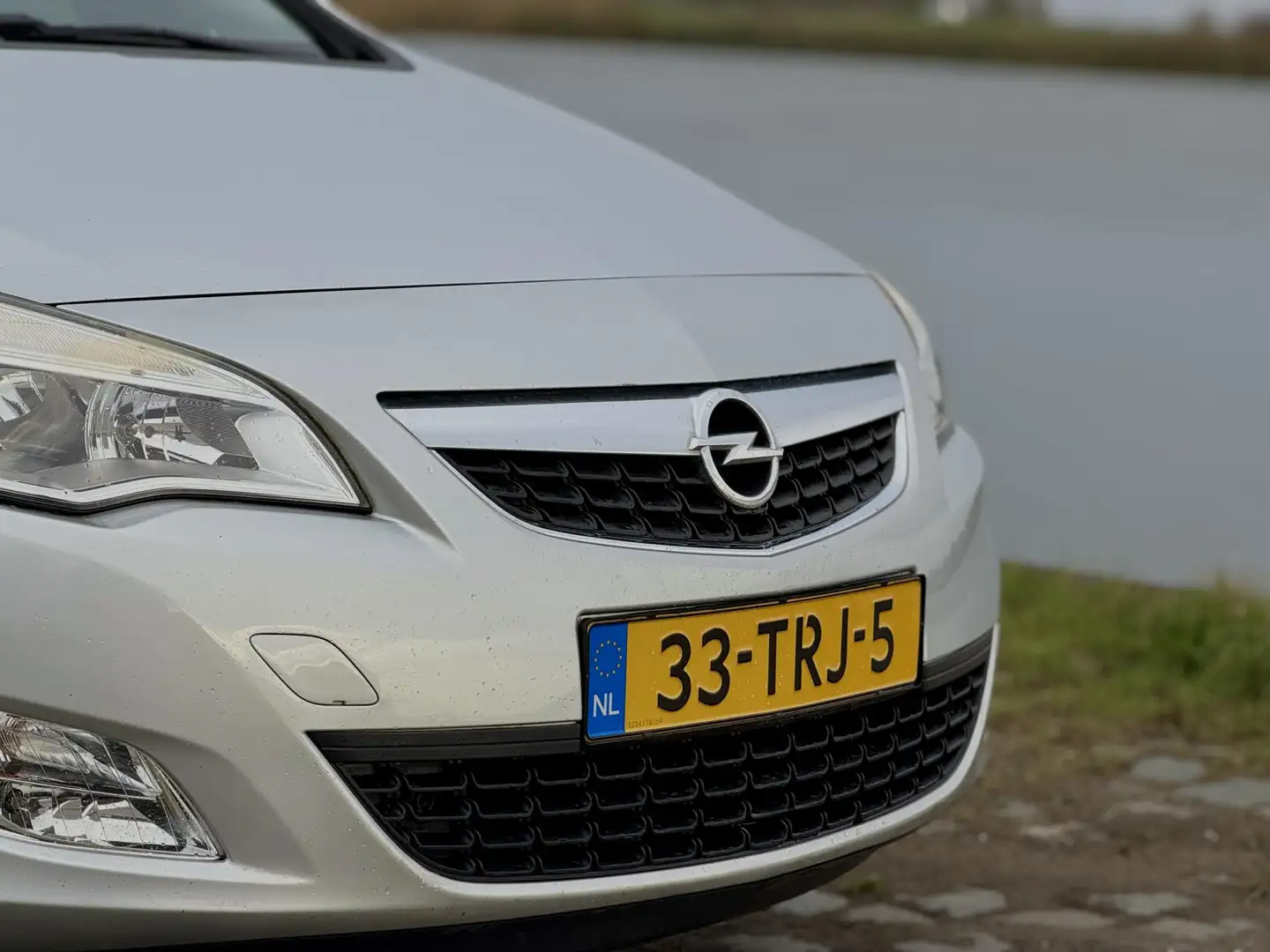 Opel Astra Sports Tourer 1.4 Turbo Cosmo|Grote Beurt+Remmen|N Gris - 2