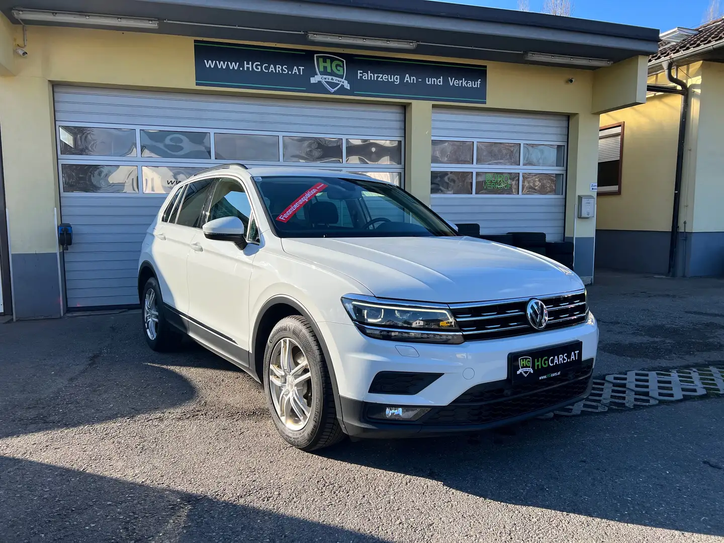 Volkswagen Tiguan Comfortline*ACC*AHK*SHZ Weiß - 2