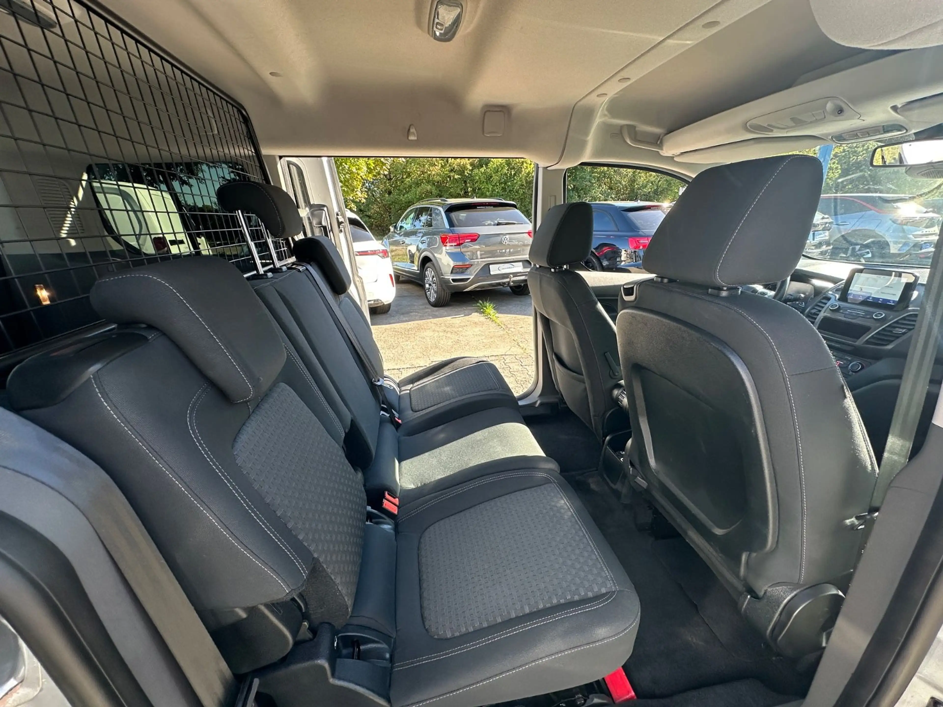 Ford Transit Connect 230* 5-Sitz*StandHeiz*R-Cam*Navi — photo 13