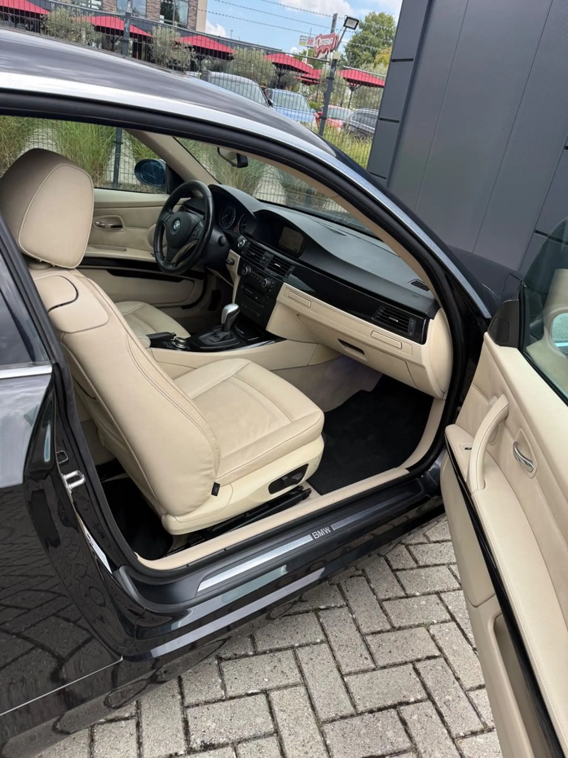 BMW 325 i 3 Coupe  *Navi *Automatik*TüvNeu — photo 11