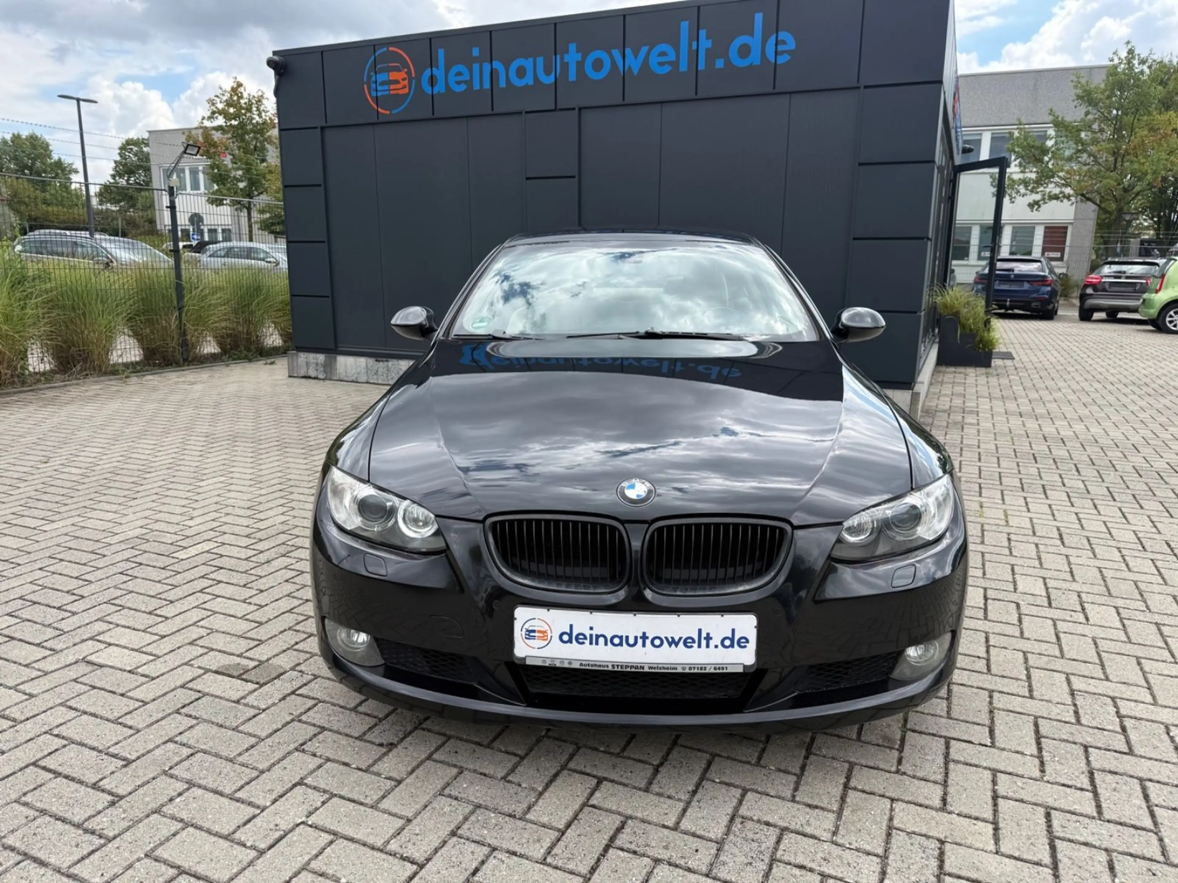 BMW 325 i 3 Coupe  *Navi *Automatik*TüvNeu — photo 2