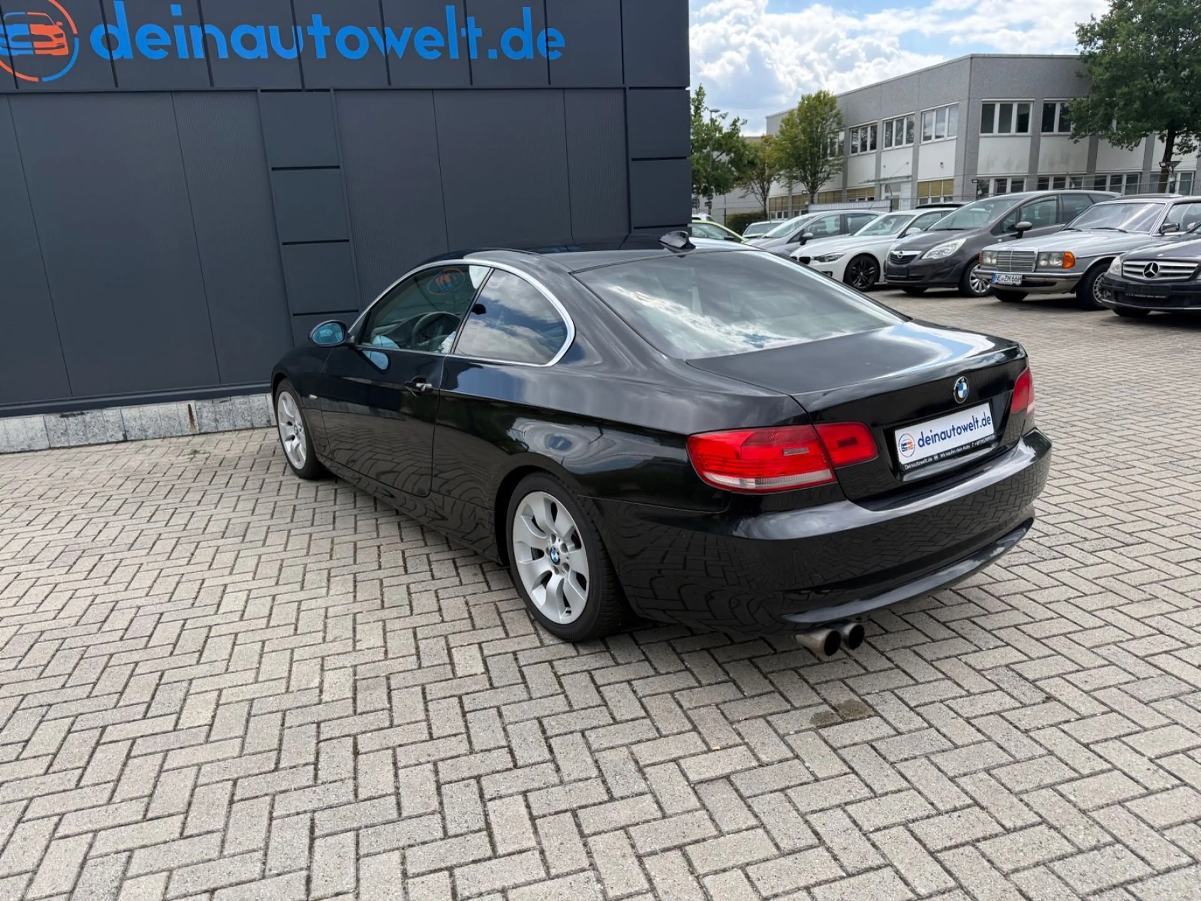BMW 325 i 3 Coupe  *Navi *Automatik*TüvNeu — photo 6