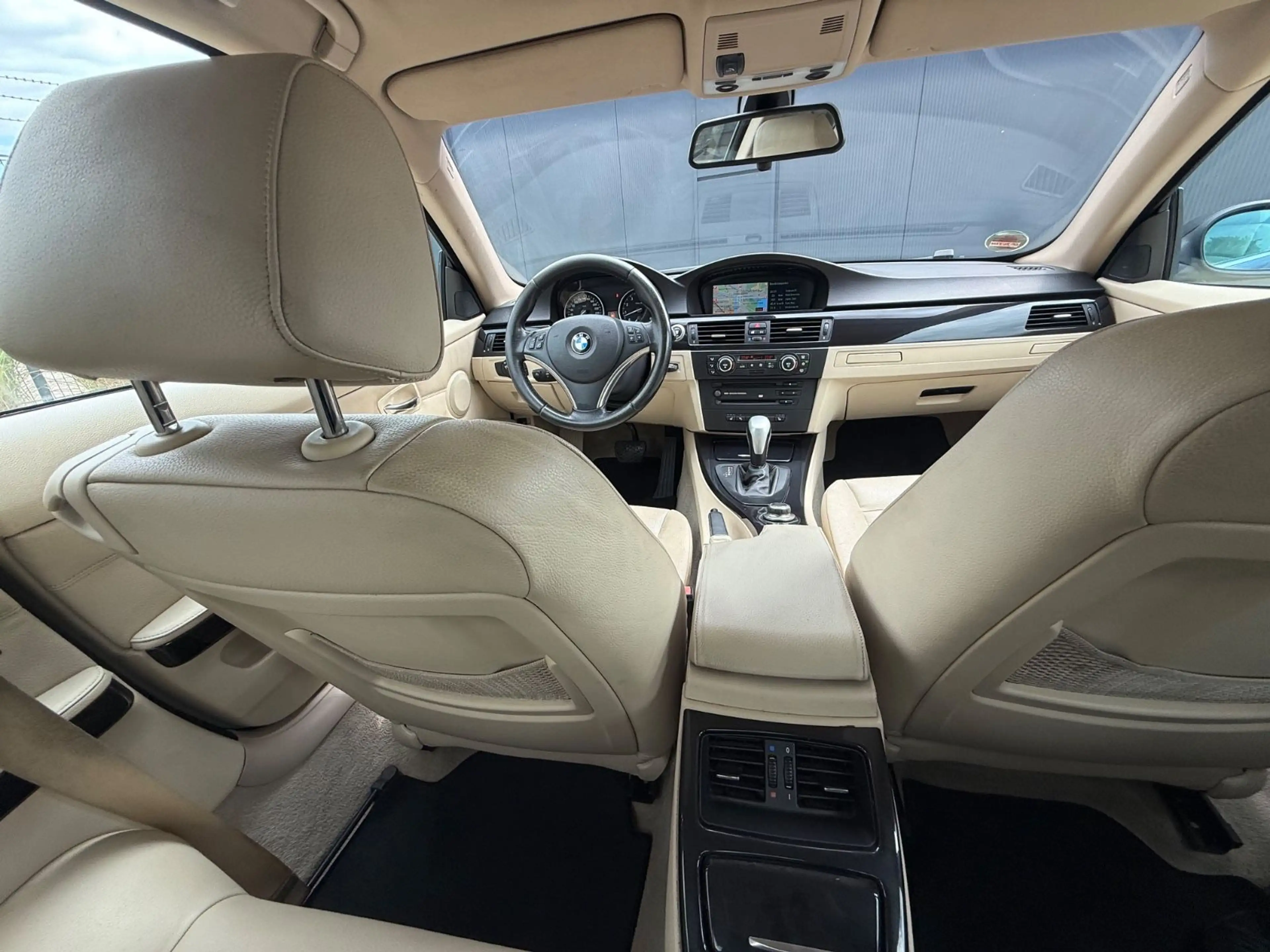BMW 325 i 3 Coupe  *Navi *Automatik*TüvNeu — photo 12