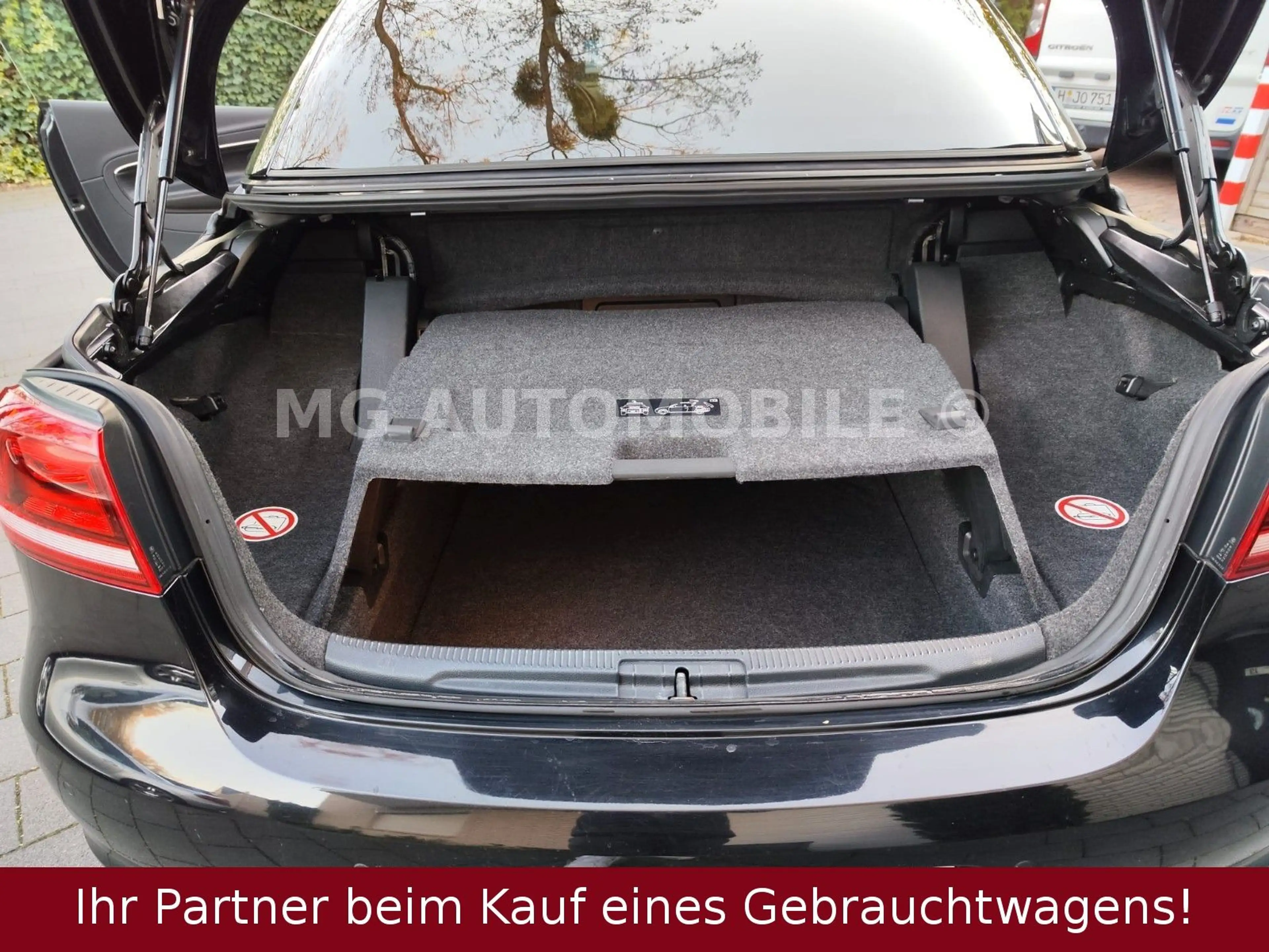 Volkswagen Eos 2.0 TDI 2.Hd Sportpaket Panorama Navi Sitzhz — photo 9