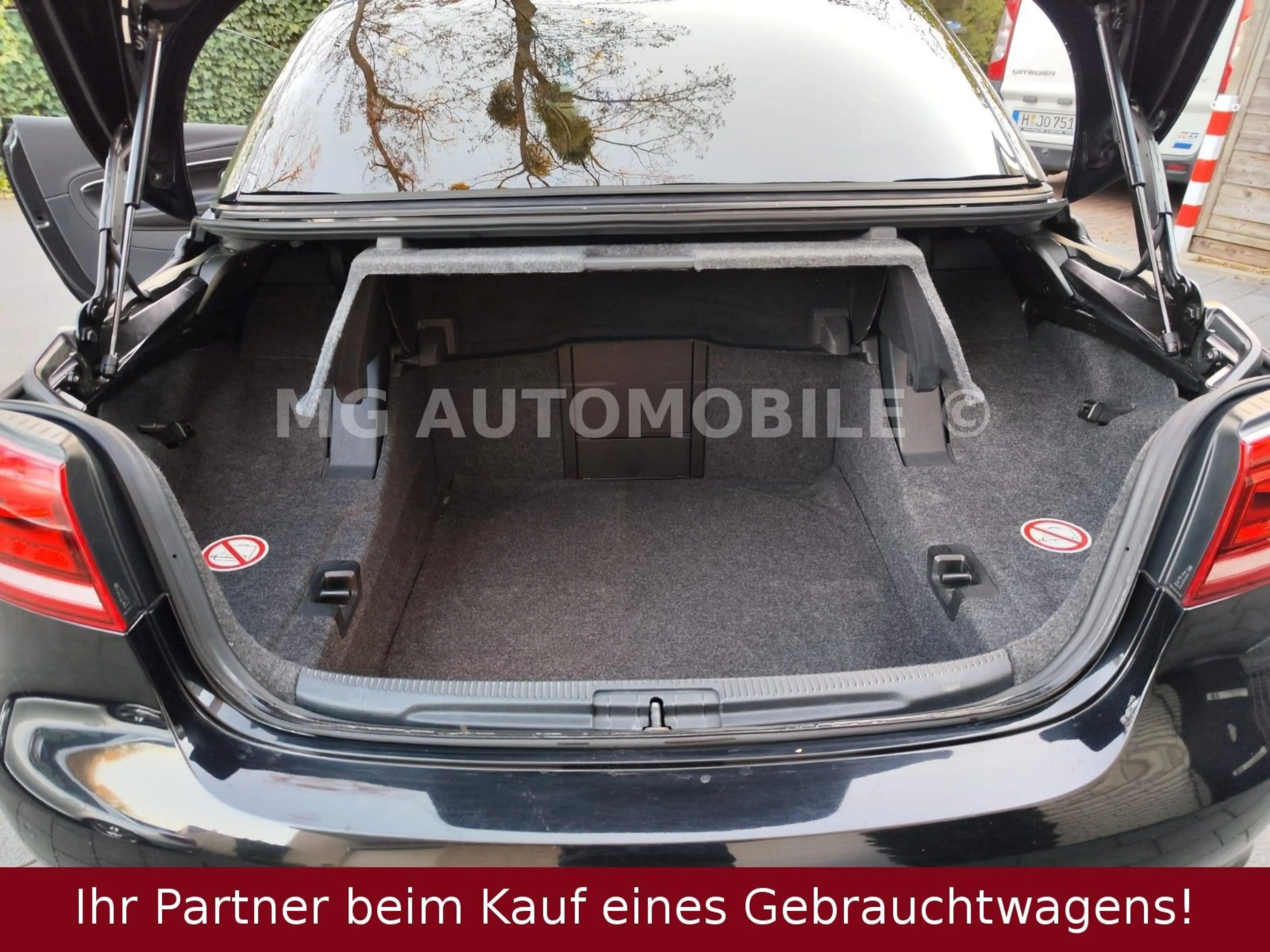 Volkswagen Eos 2.0 TDI 2.Hd Sportpaket Panorama Navi Sitzhz — photo 8