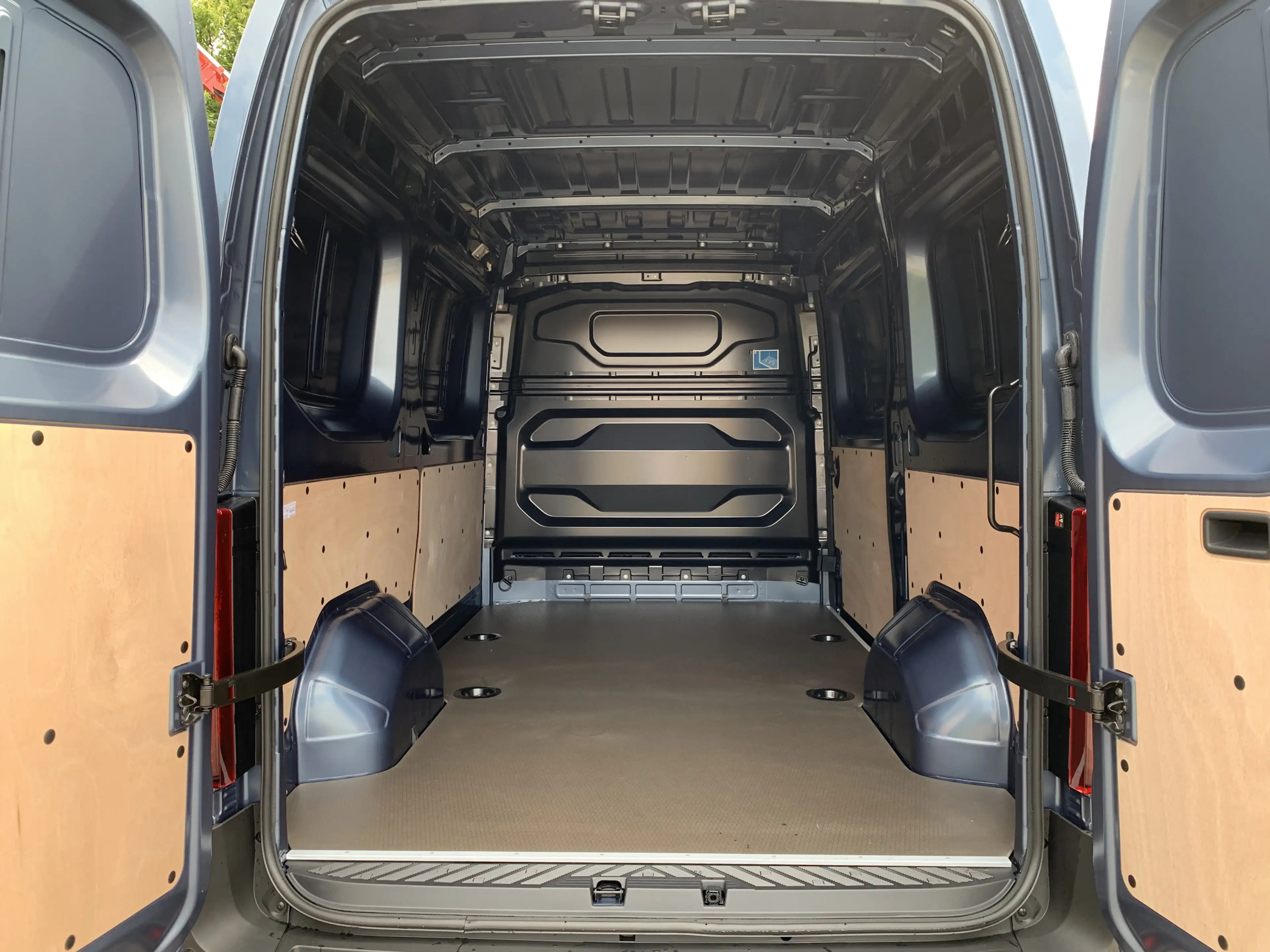 Renault Master NEW 3,5t L3H2 170 PS AHK 270° Parking — photo 5