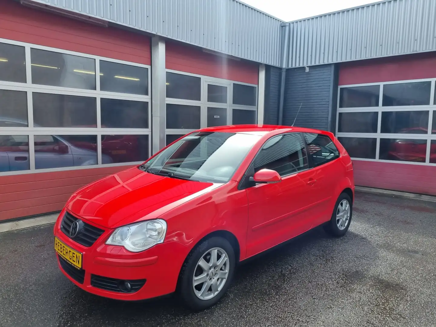 Volkswagen Polo 1.2-12V Optive Rood - 1