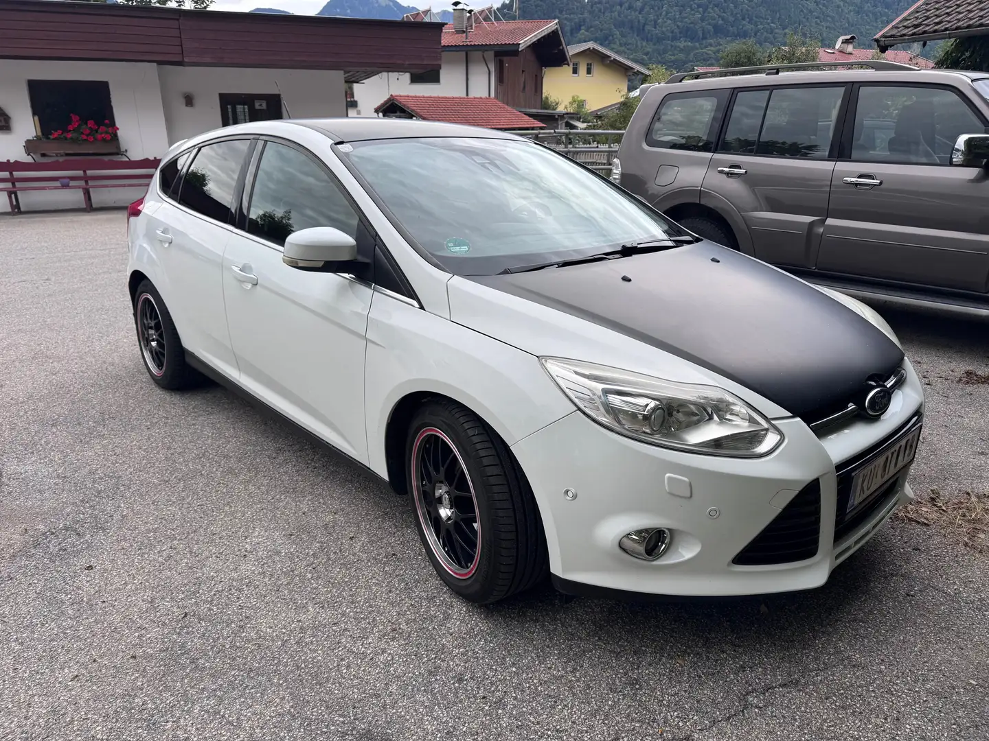 Ford Focus Titanium Weiß - 1
