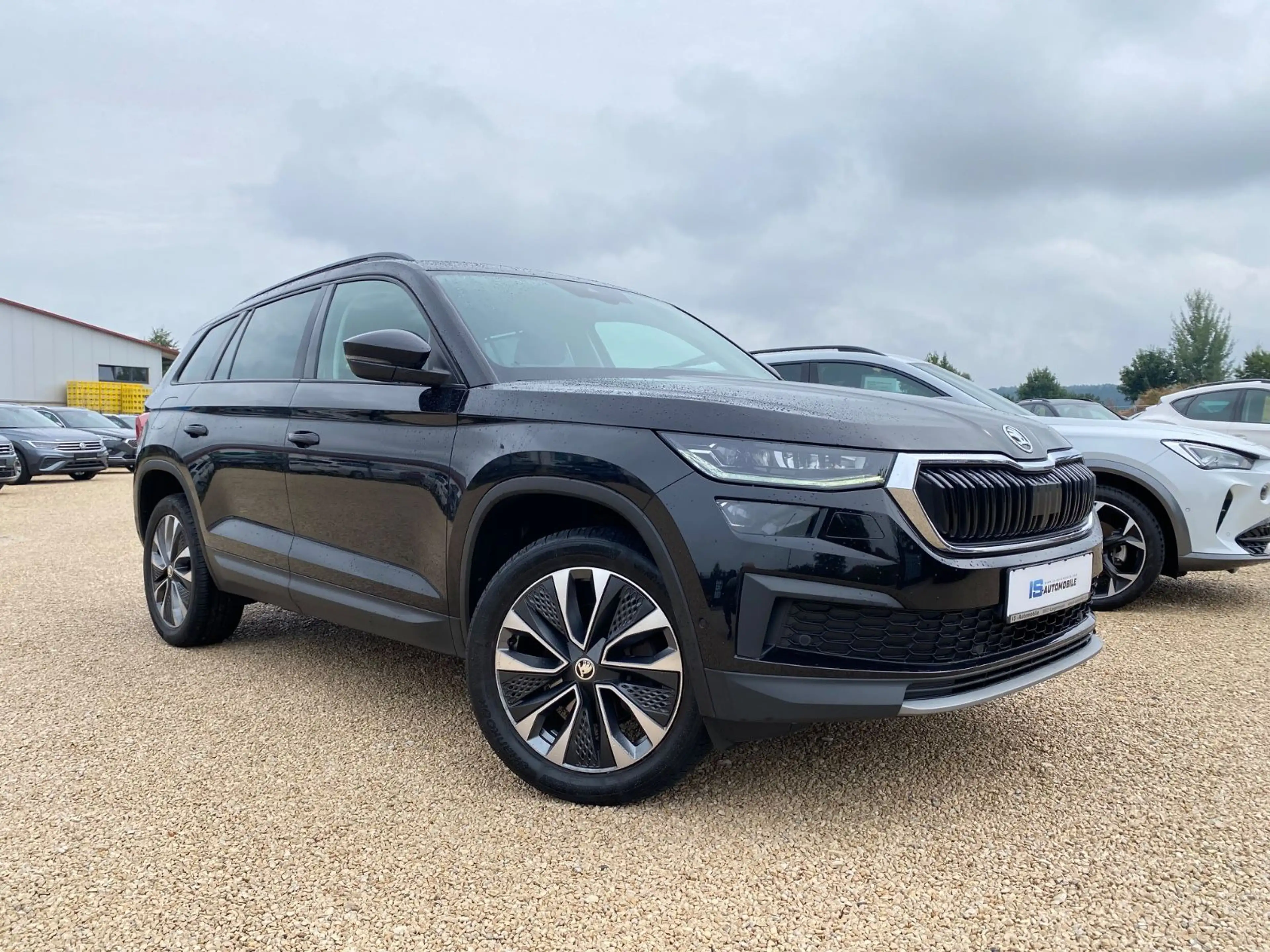 Skoda Kodiaq Tour,NAVI,MATRIX,ACC,SHZ-V-H,DAB,PDC — photo 3