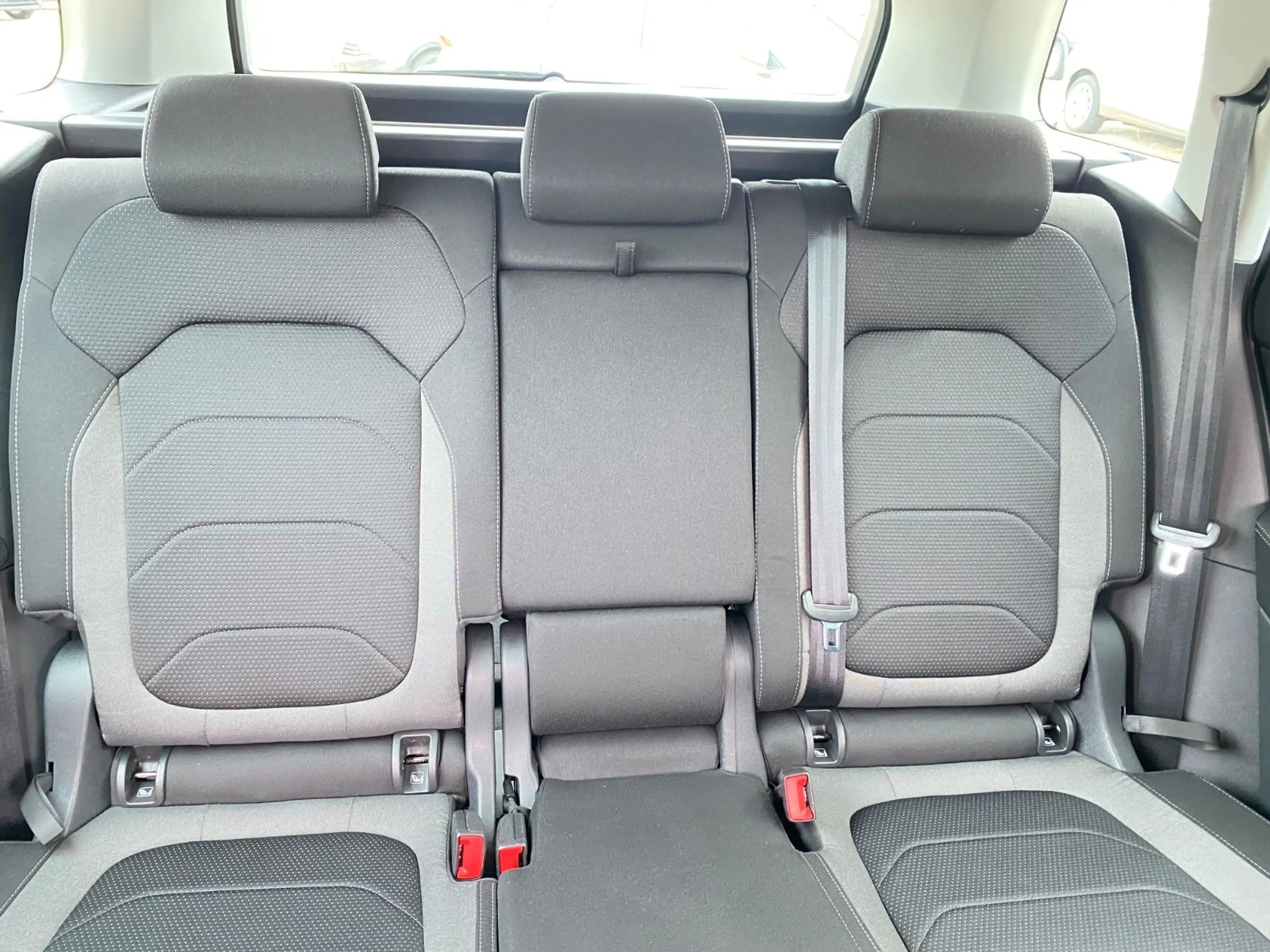Skoda Kodiaq Tour,NAVI,MATRIX,ACC,SHZ-V-H,DAB,PDC — photo 12