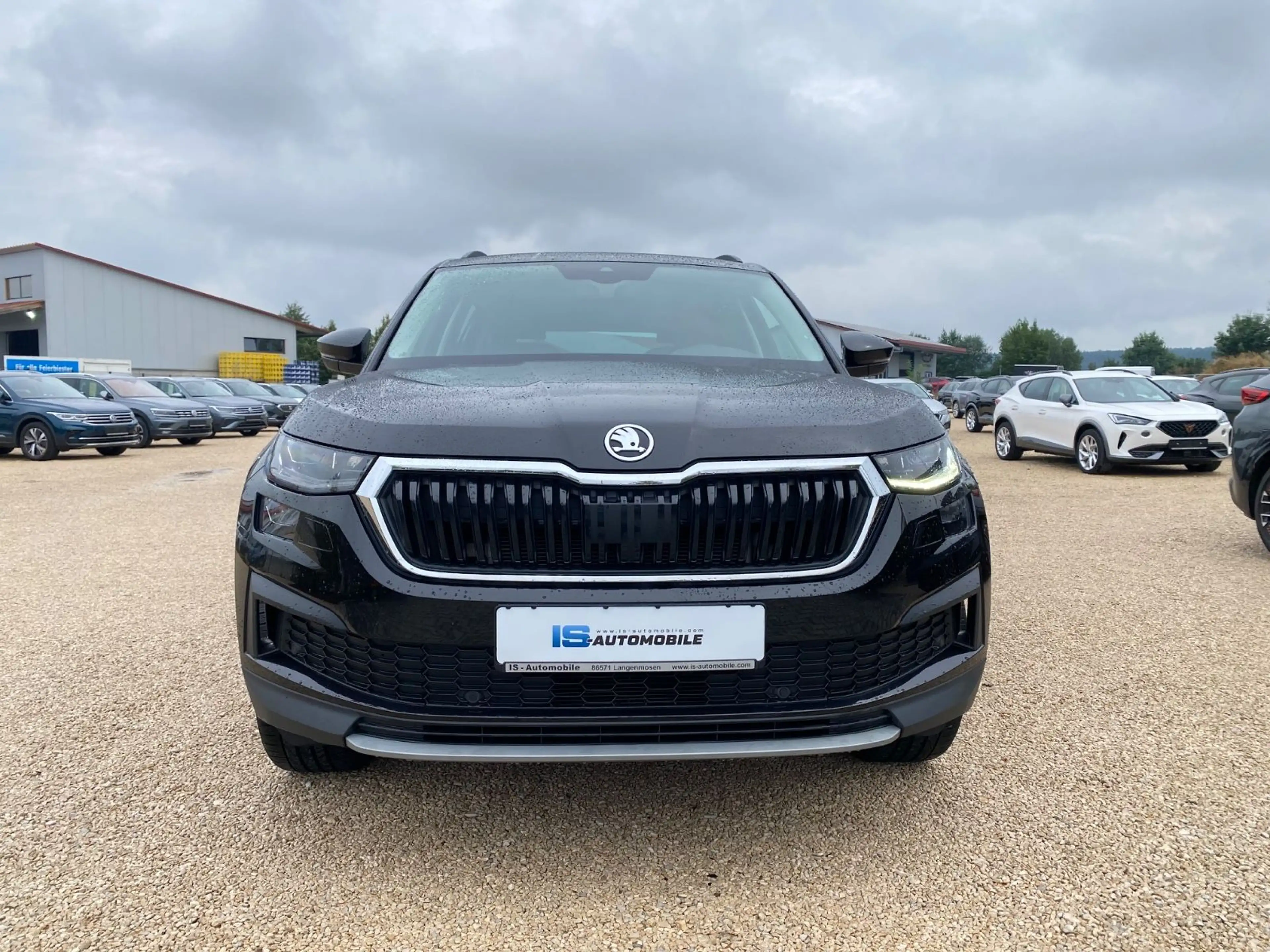 Skoda Kodiaq Tour,NAVI,MATRIX,ACC,SHZ-V-H,DAB,PDC — photo 2