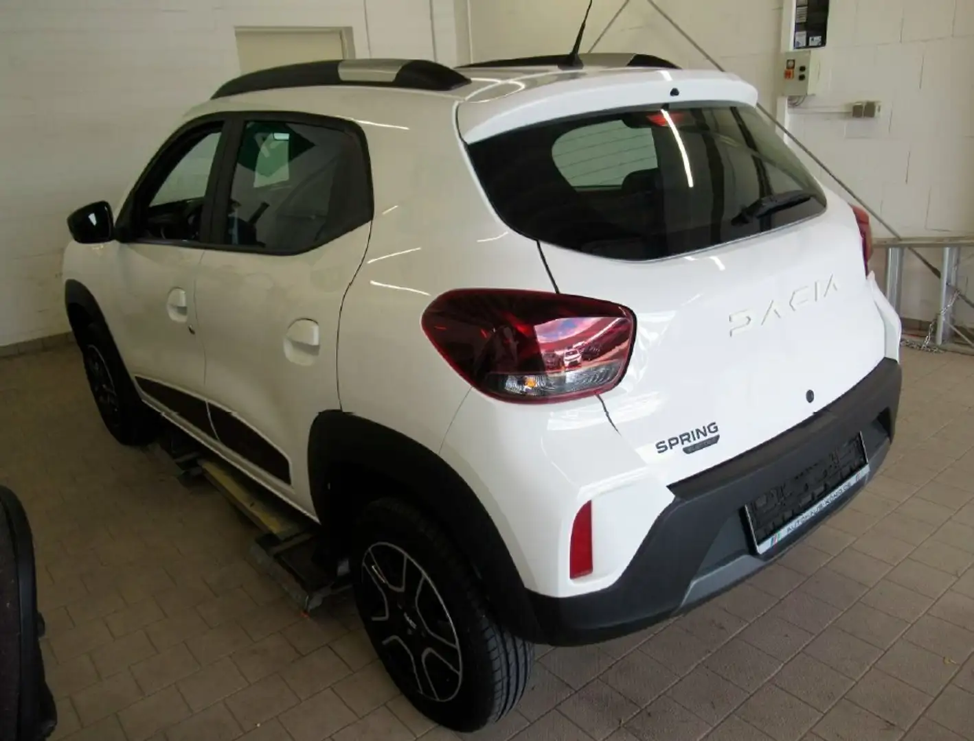 Dacia Spring Essential 45 Klima - Bluetooth Weiß - 2