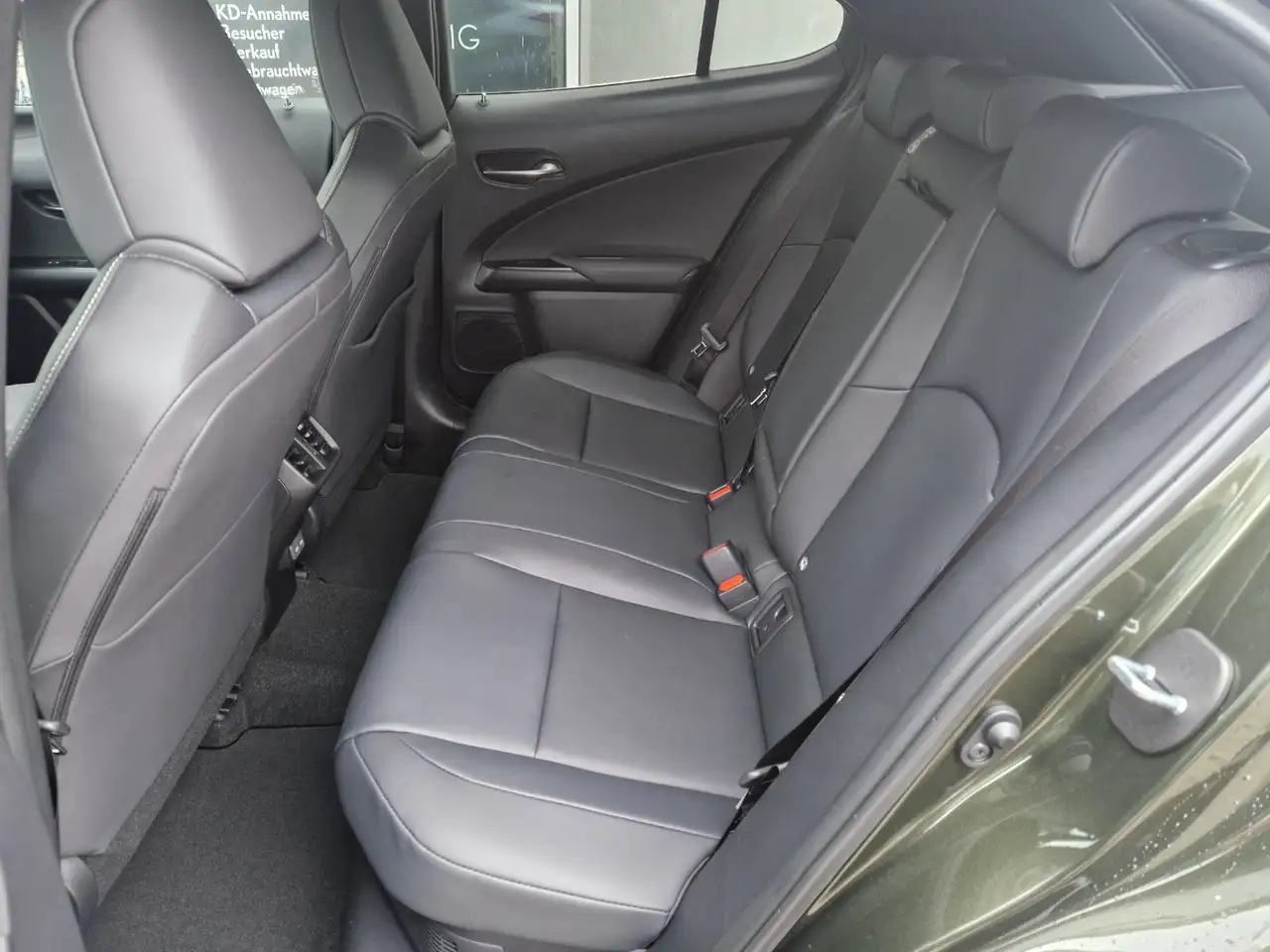 Lexus UX 300h F Sport Design Kamera, SHZ, LED, Navi 6