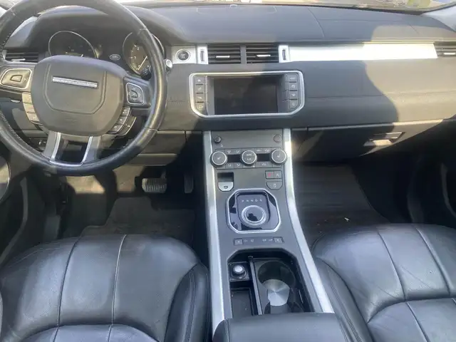 Land Rover Range Rover Evoque view 10